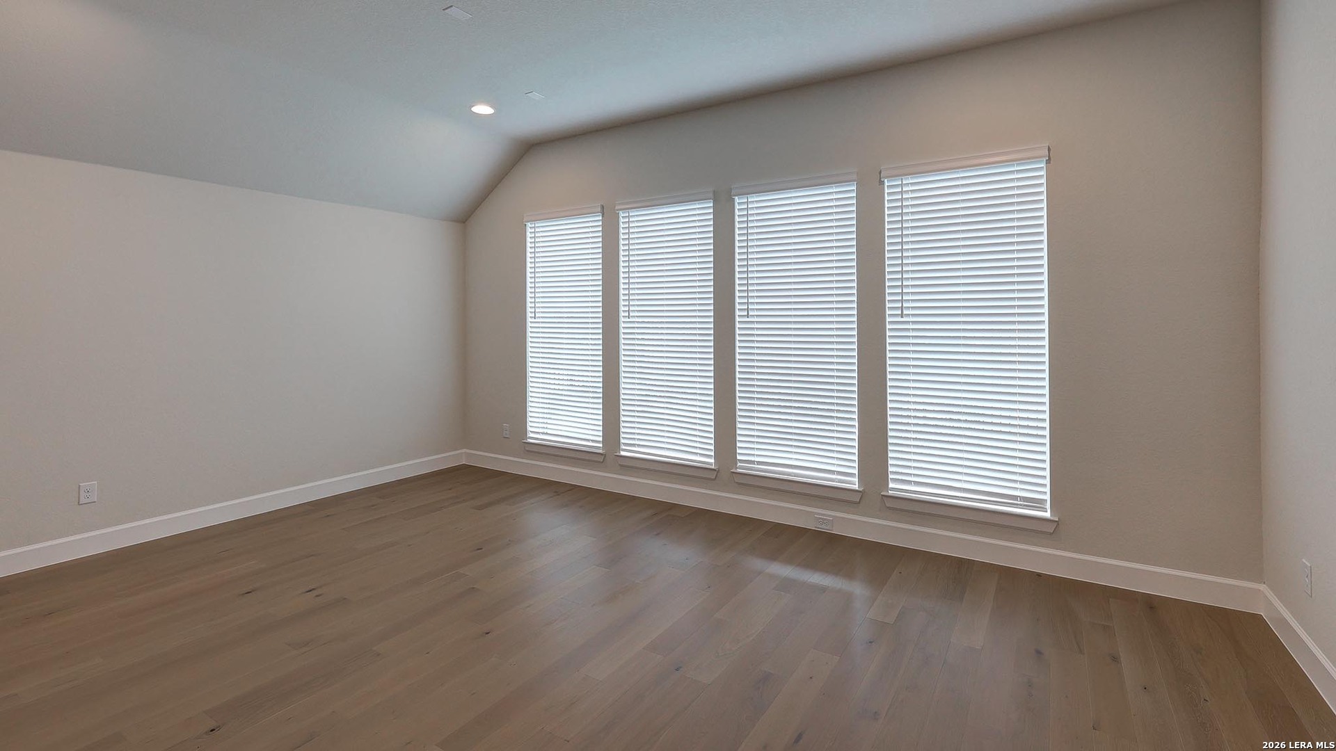 83 Enia Circle, San Antonio, TX 78257