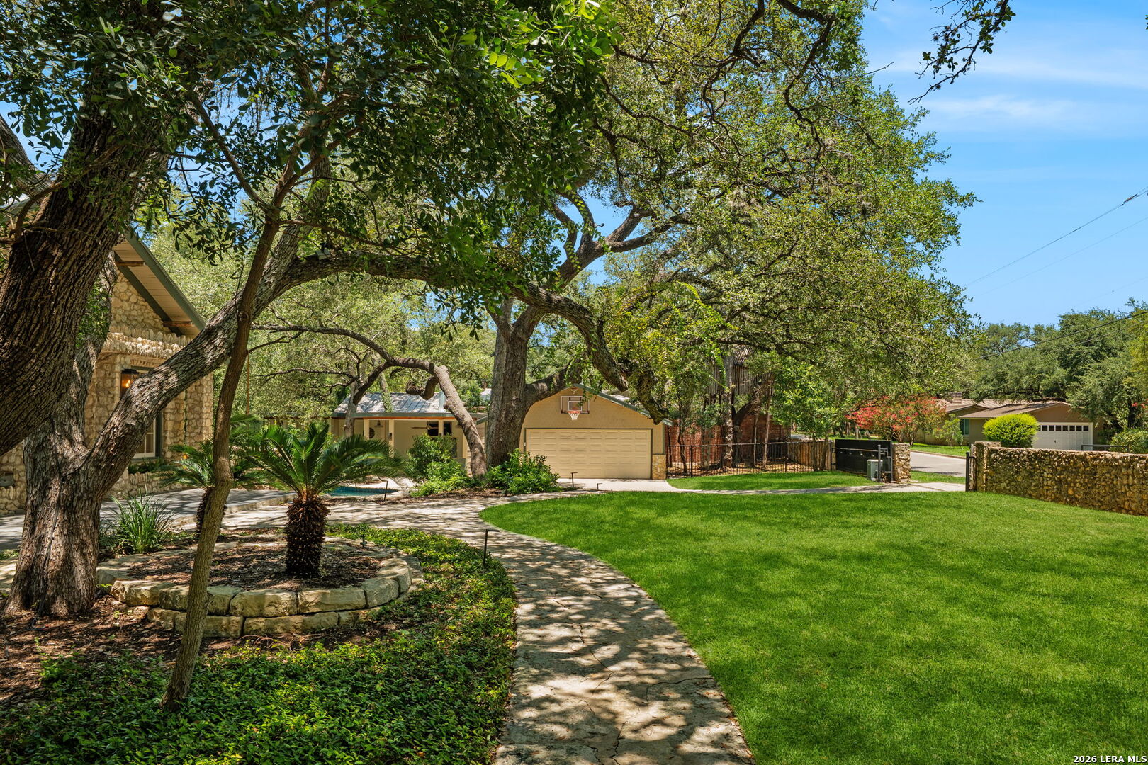 601 Castano Ave, Alamoheights, TX 78209