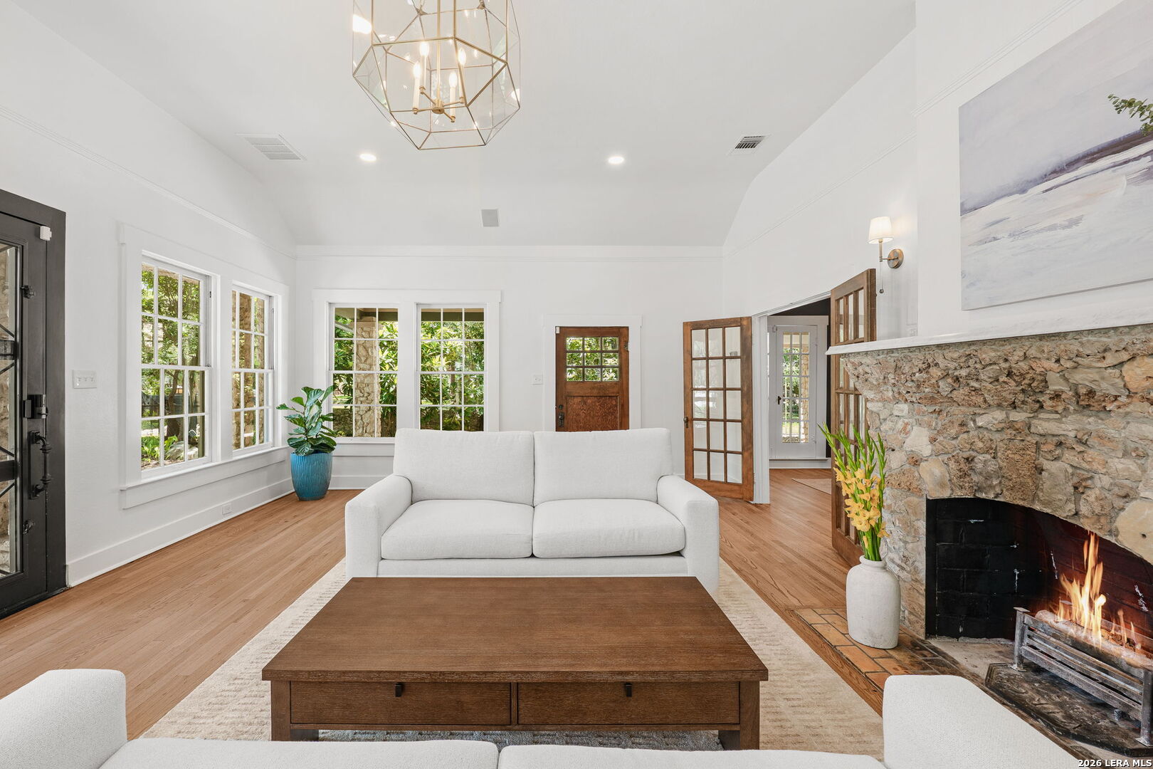 601 Castano Ave, Alamoheights, TX 78209