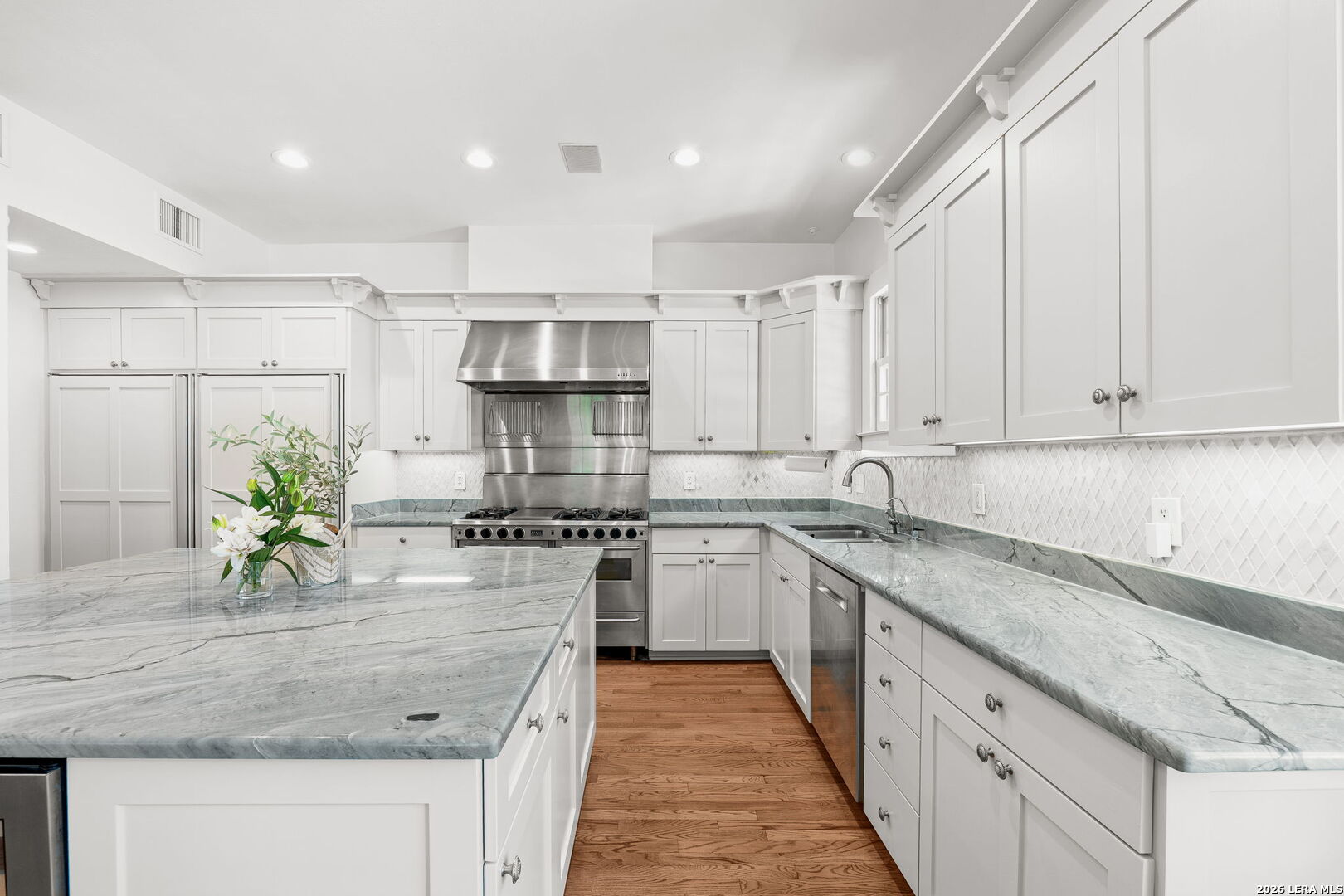 601 Castano Ave, Alamoheights, TX 78209