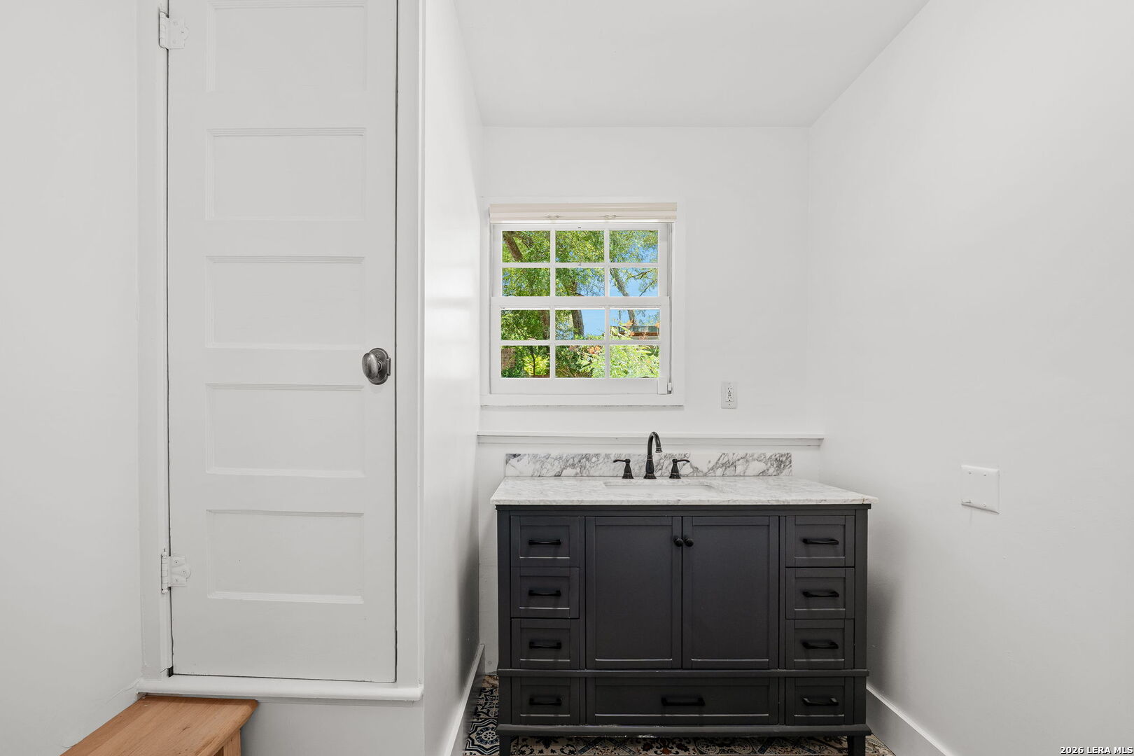 601 Castano Ave, Alamoheights, TX 78209