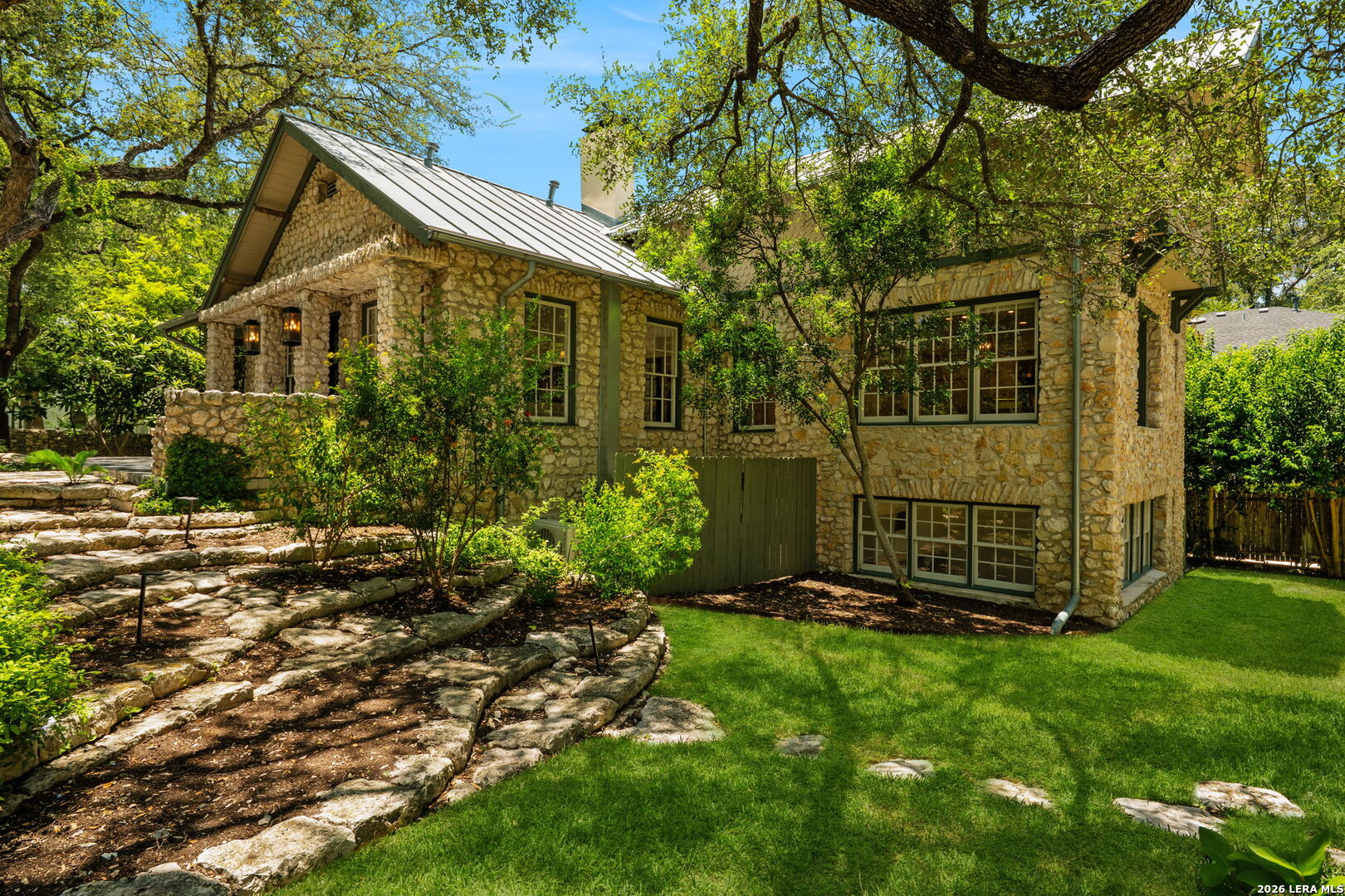 601 Castano Ave, Alamoheights, TX 78209