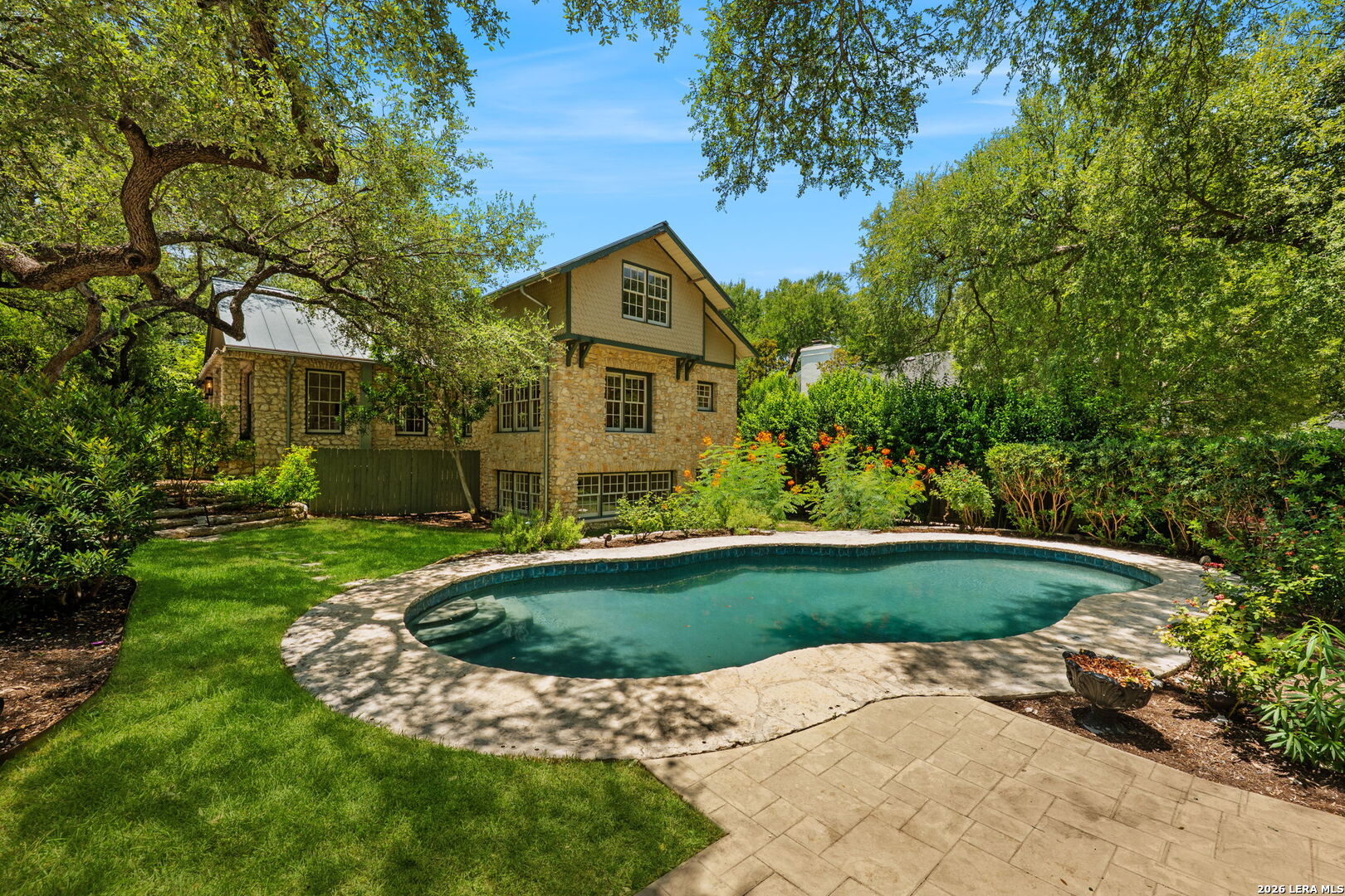 601 Castano Ave, Alamoheights, TX 78209