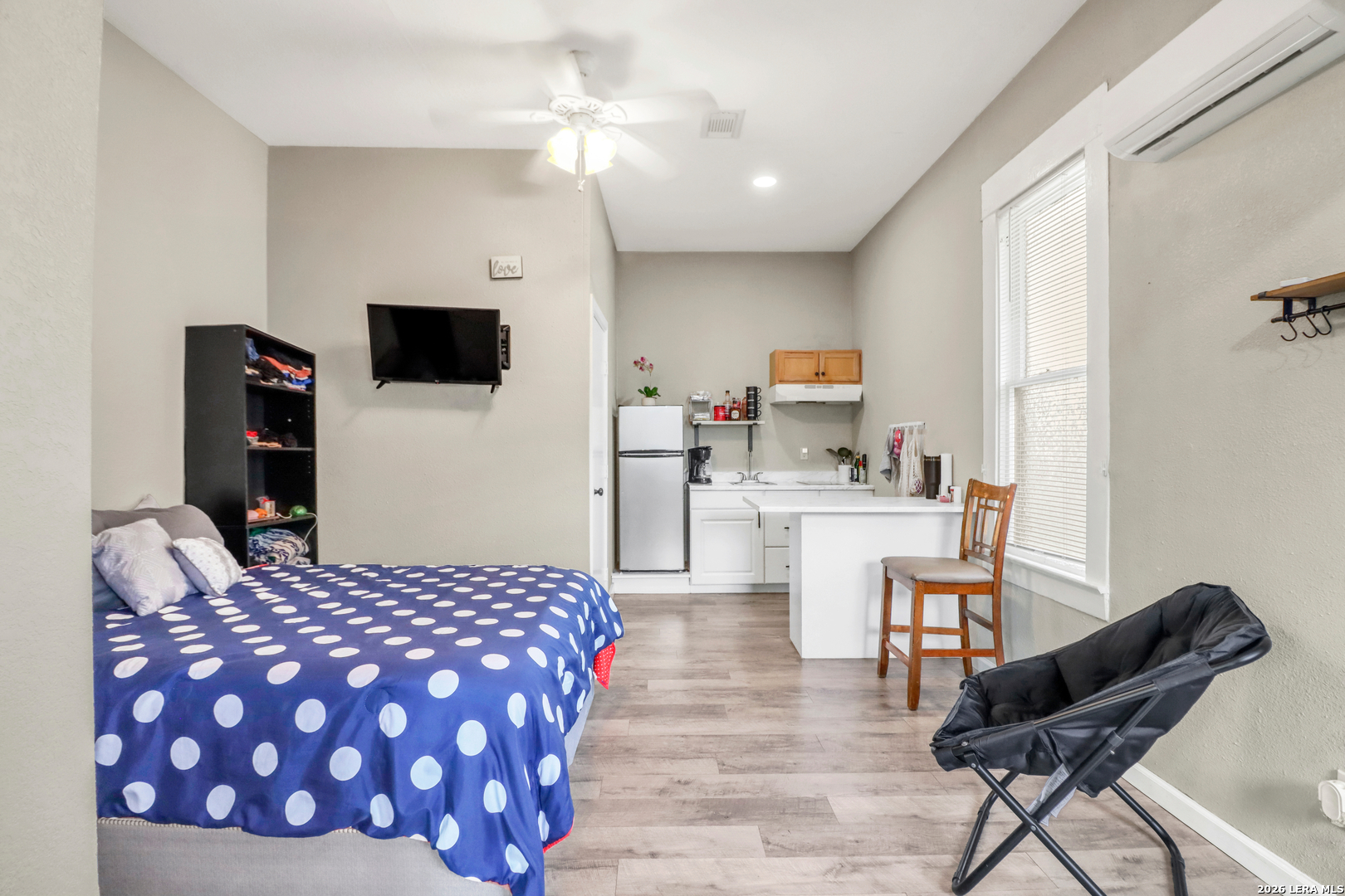 713 Lockhart, San Antonio, TX 78202