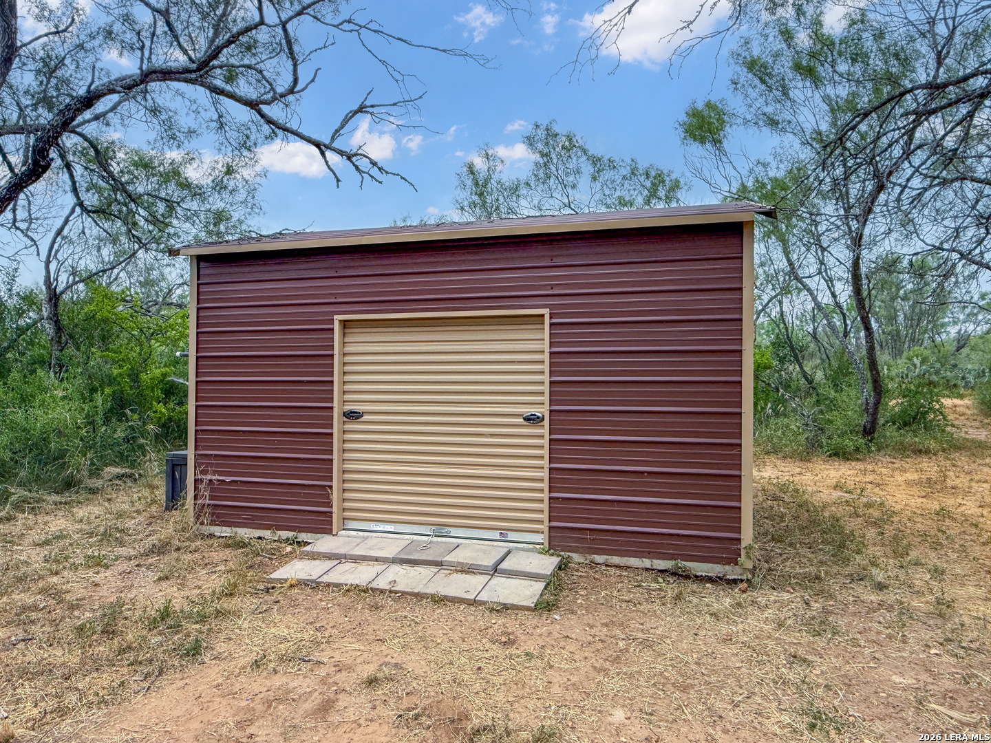 3rd image of 1174 County Road 2537, Moore, TX 78057 | MLS# 2000931