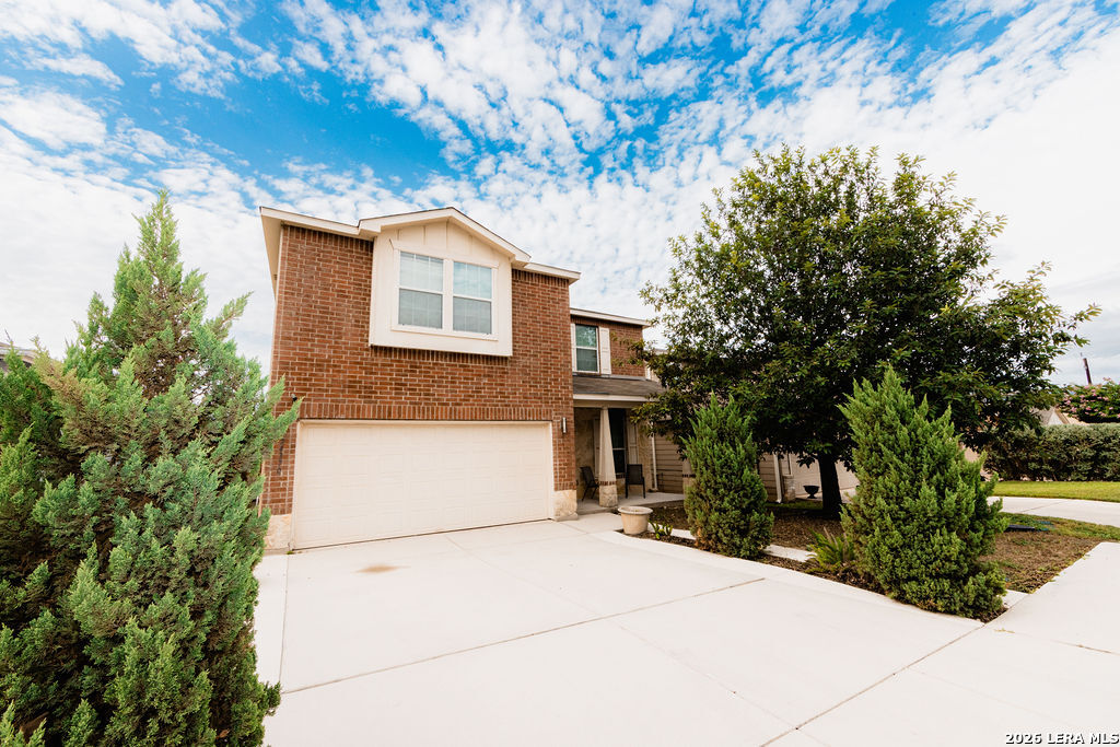 24370 Invitation Oak Listing Cover Image