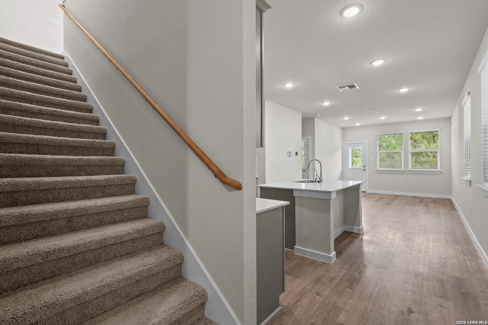 9027 SUMMERWOOD BEND, San Antonio, TX 78254