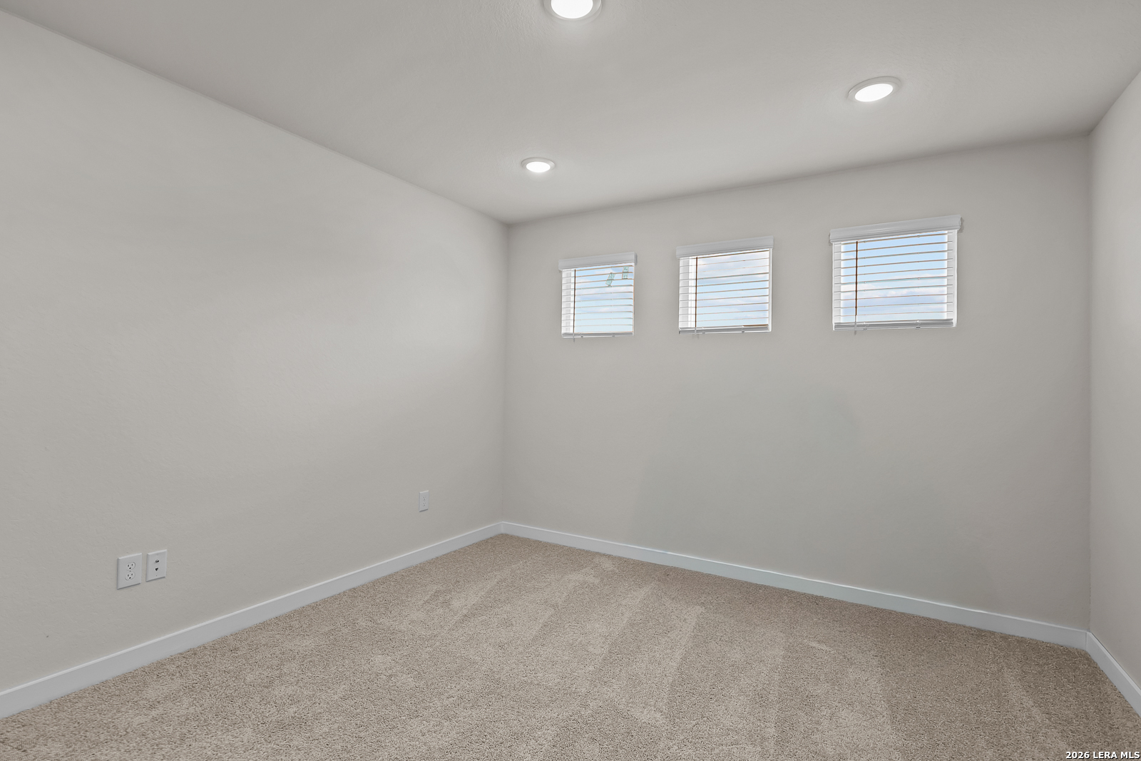 9027 SUMMERWOOD BEND, San Antonio, TX 78254