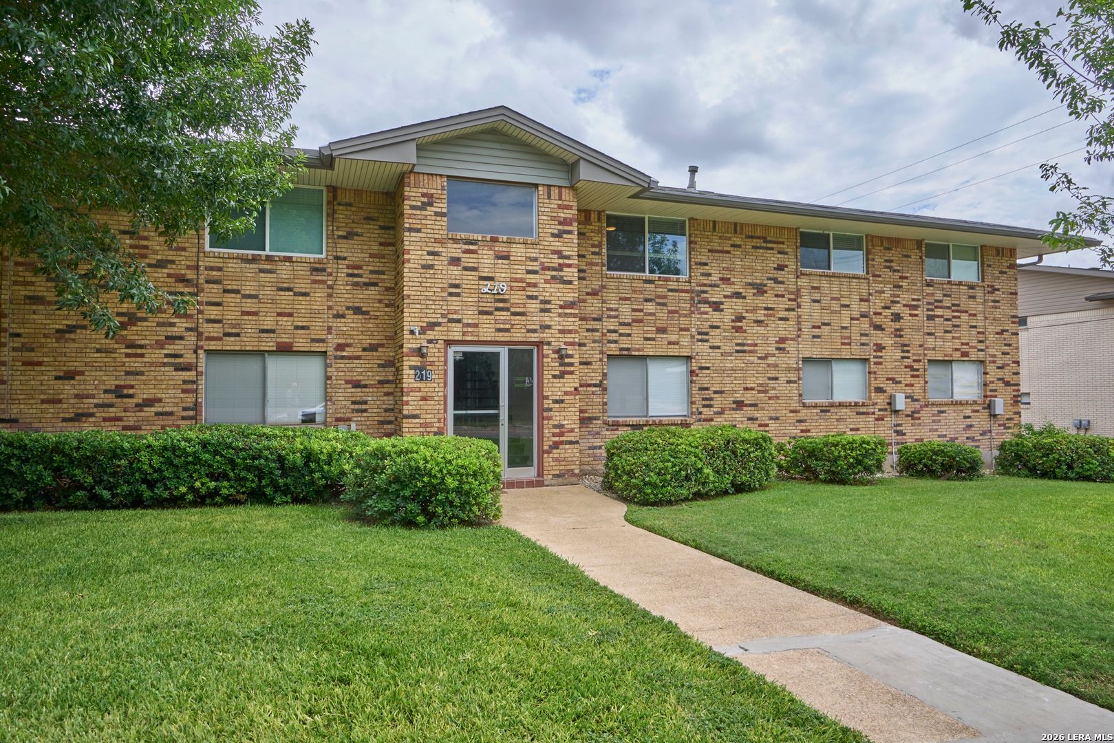219 Silver Sands Dr Listing Cover Image