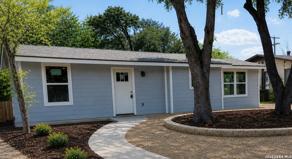 146 Redrock Dr Listing Cover Image