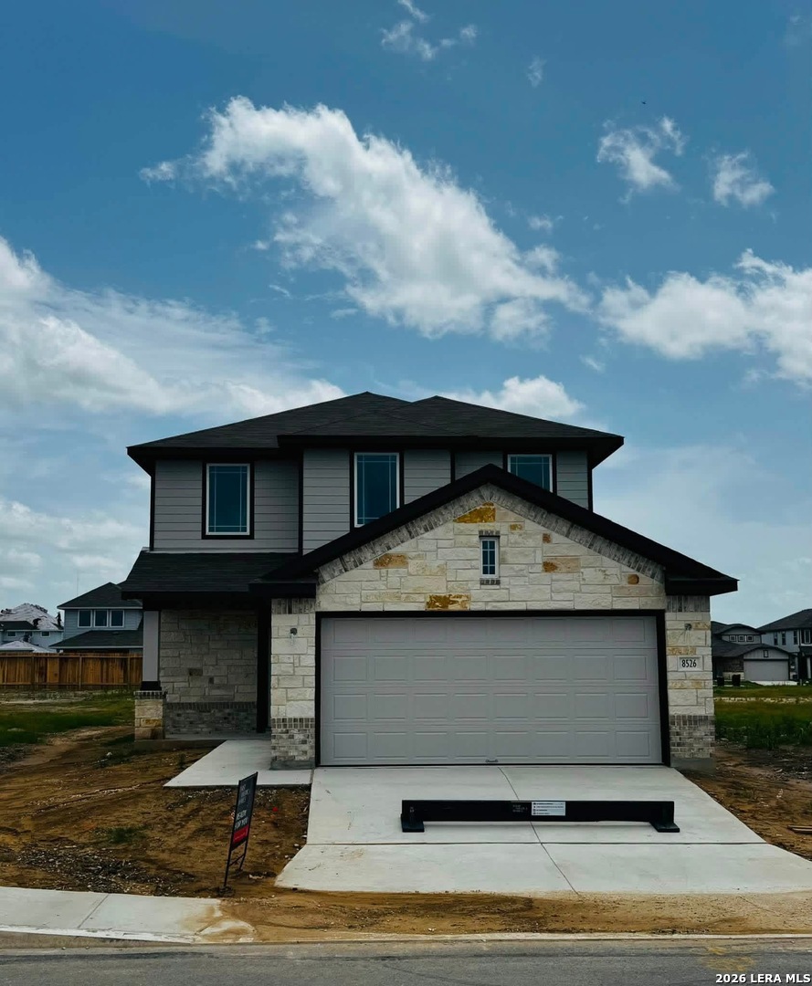 8526 Red Hawk Loop Listing Cover Image
