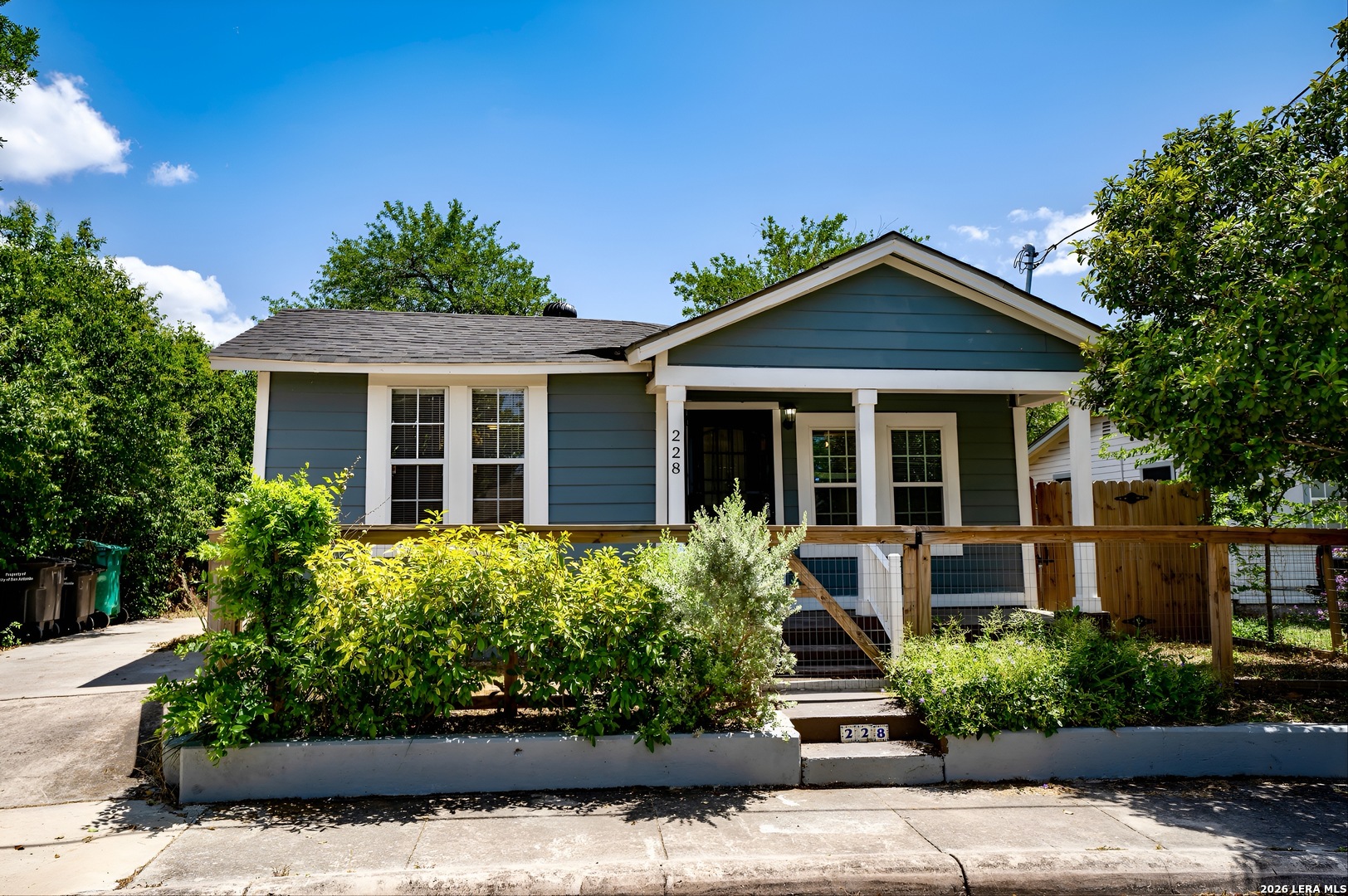 228 Odell