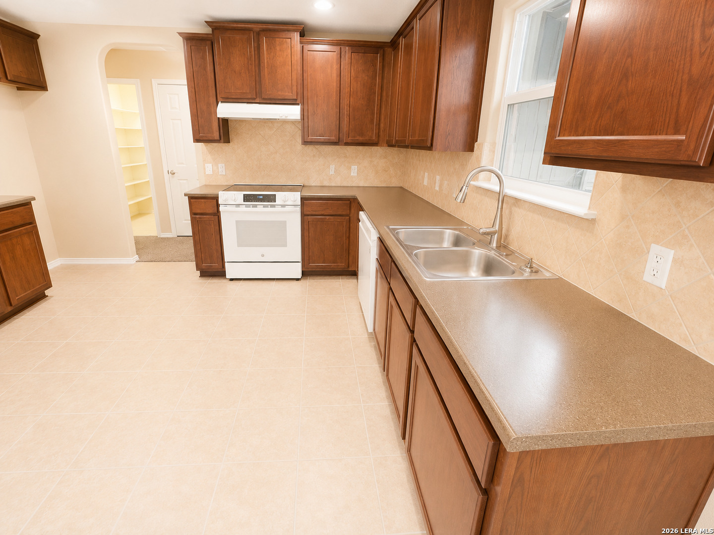 535 DIANA DR, Converse, TX 78109
