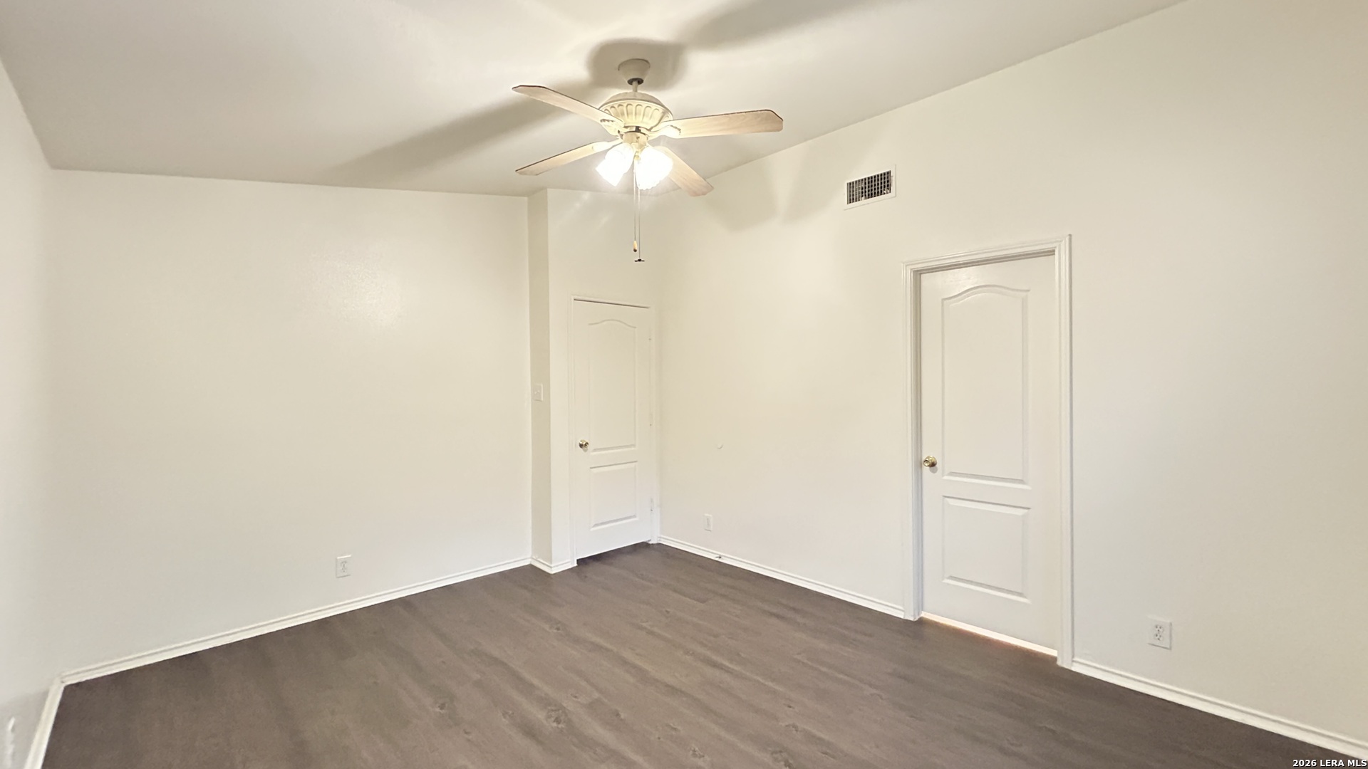 19 COASTAL LN, San Antonio, TX 78240