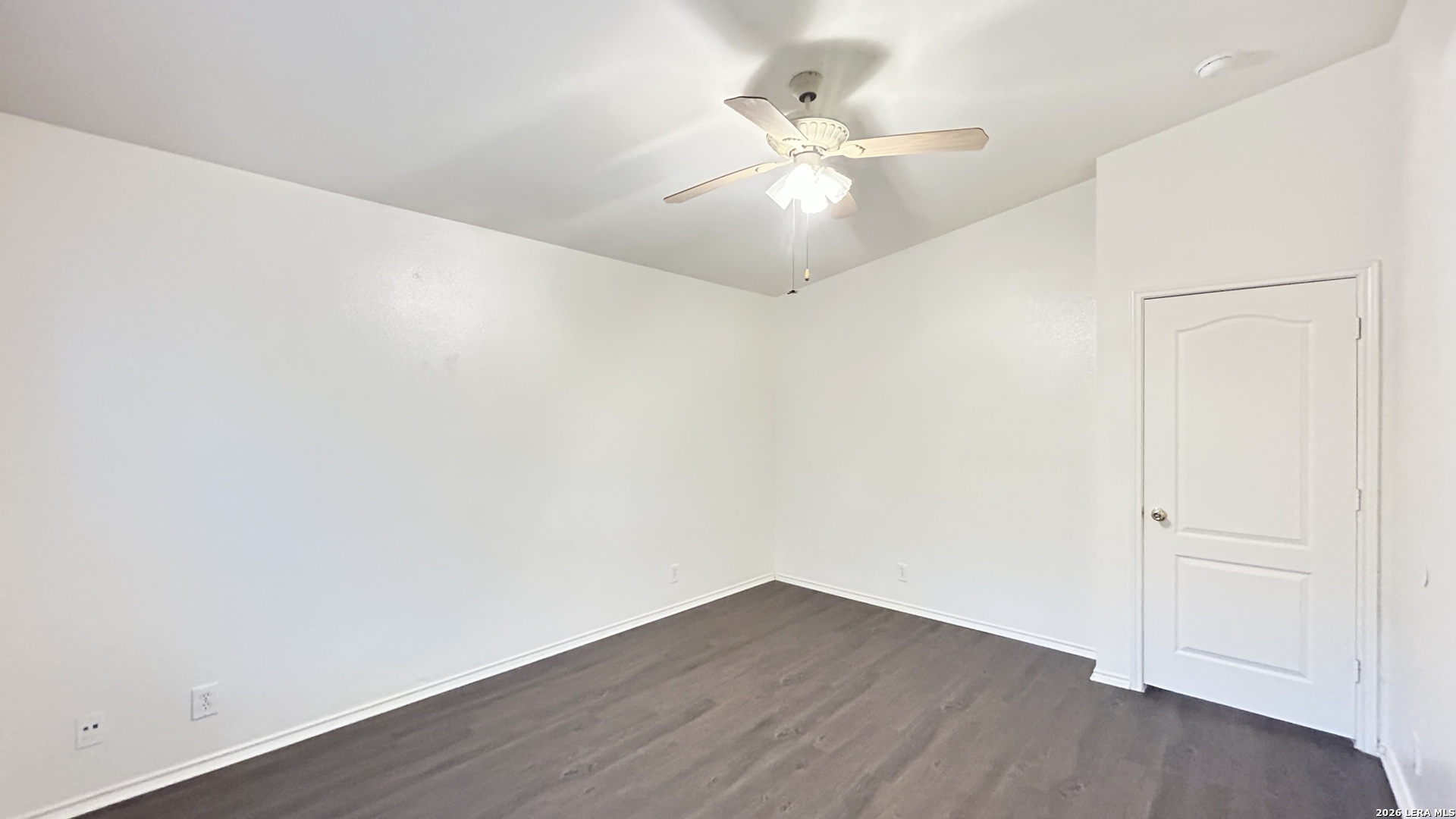 19 COASTAL LN, San Antonio, TX 78240