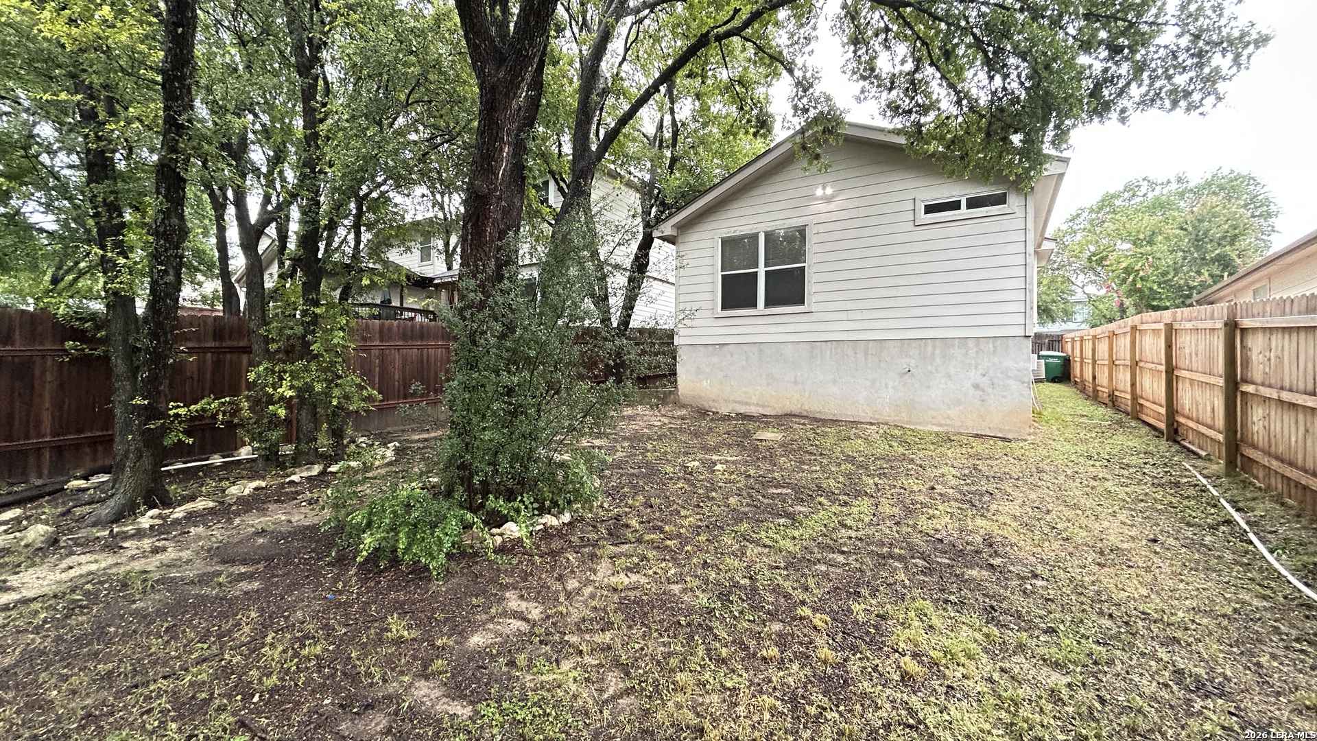 19 COASTAL LN, San Antonio, TX 78240