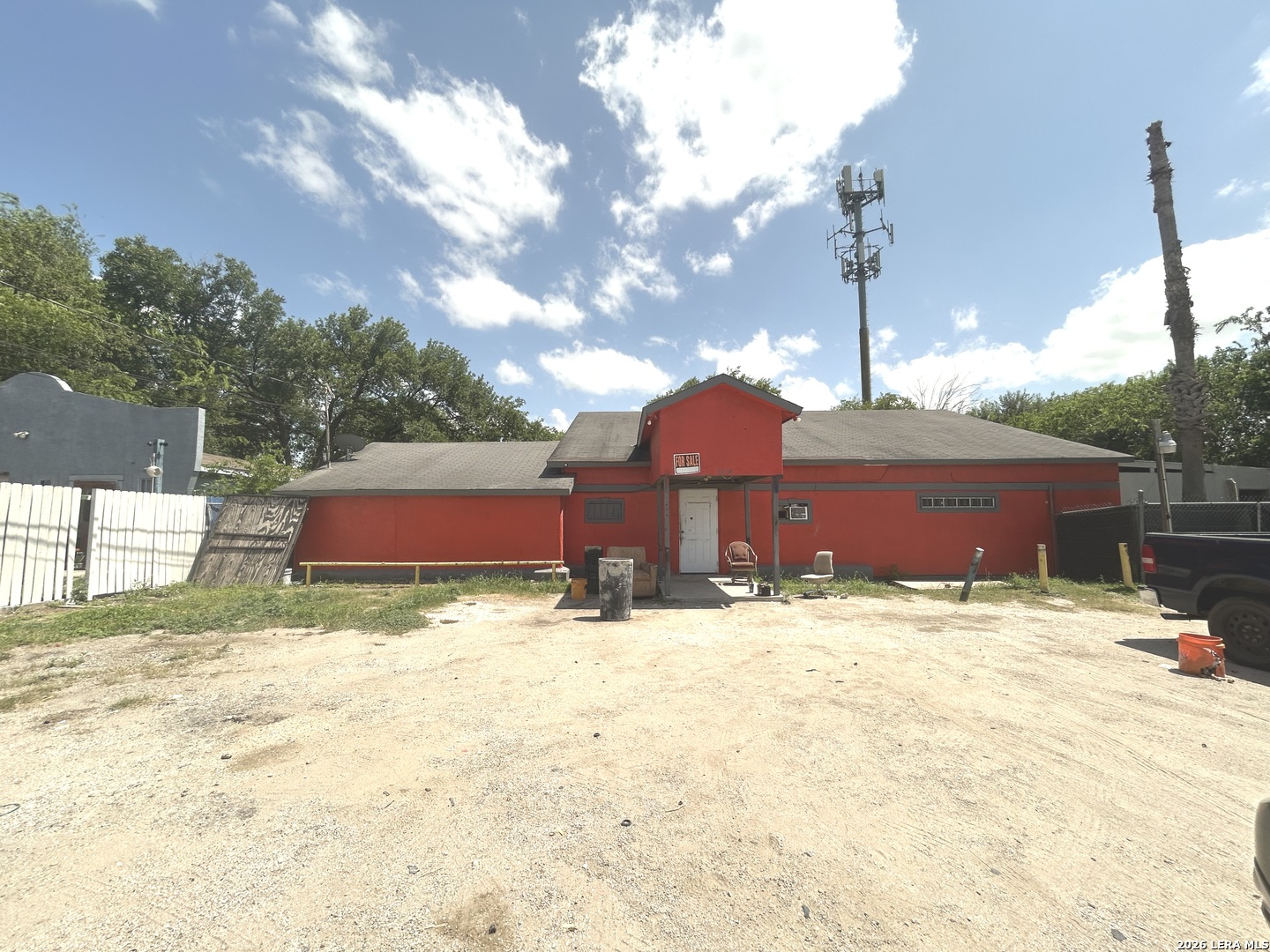 4234 Culebra Listing Cover Image