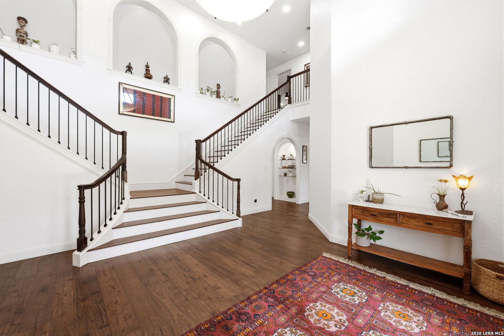 Entry/Foyer