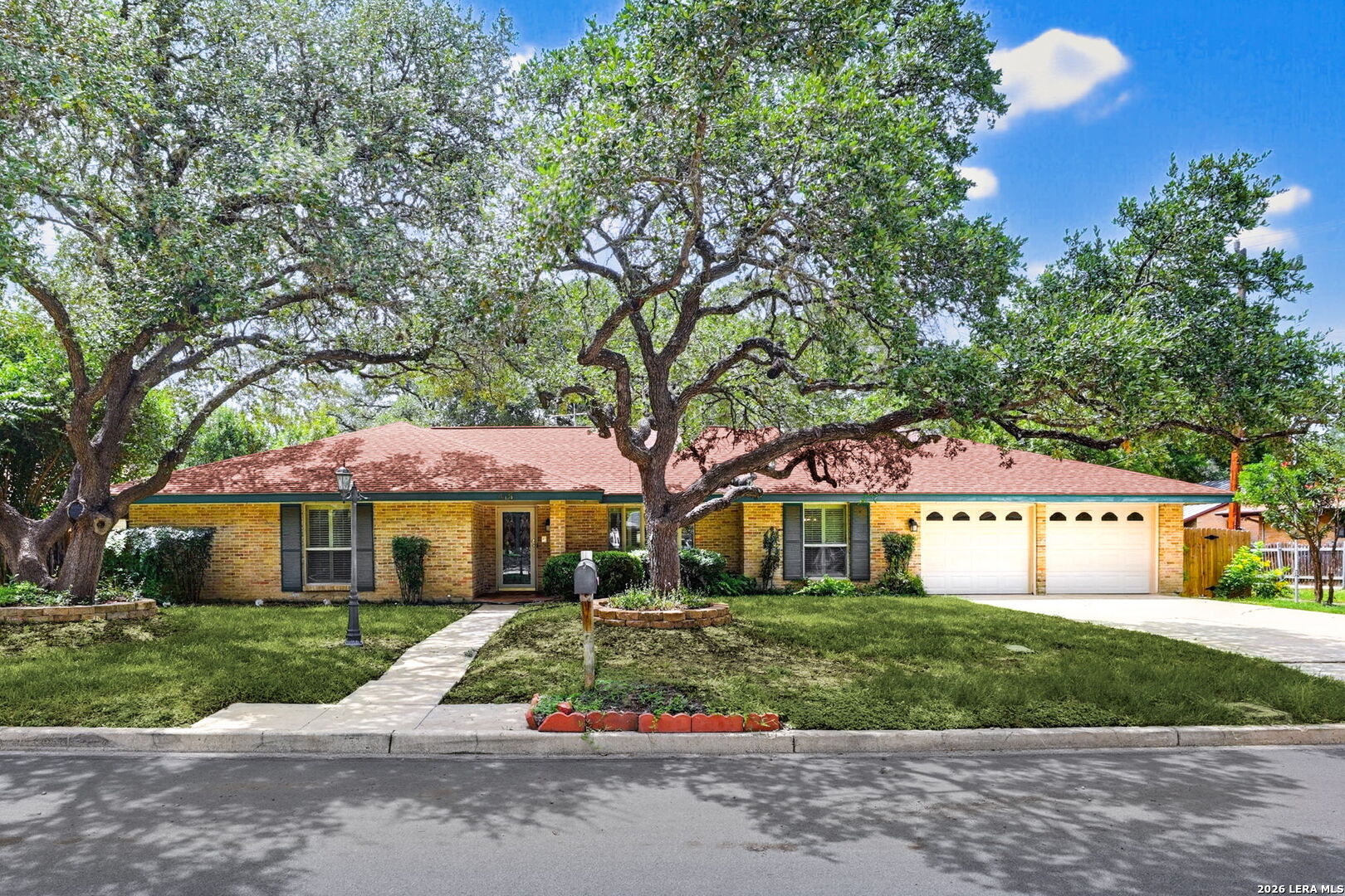 413 Golfcrest Listing Cover Image