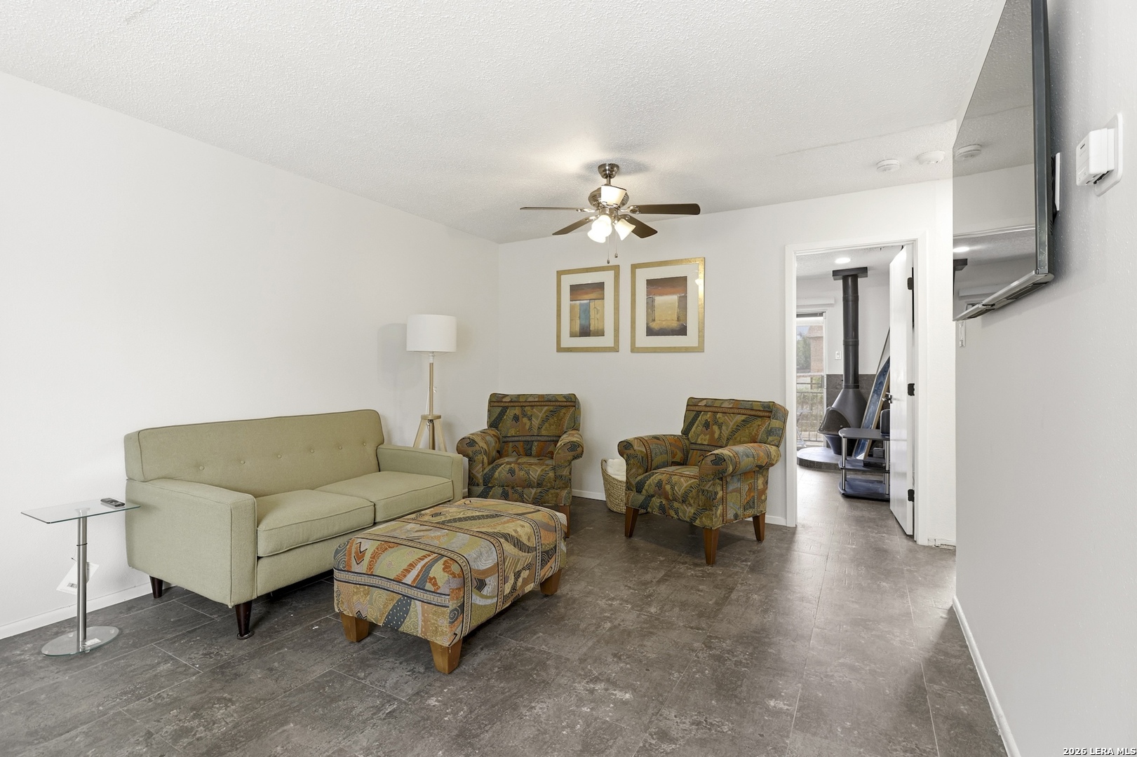 923 Vance Jackson Rd Listing Cover Image