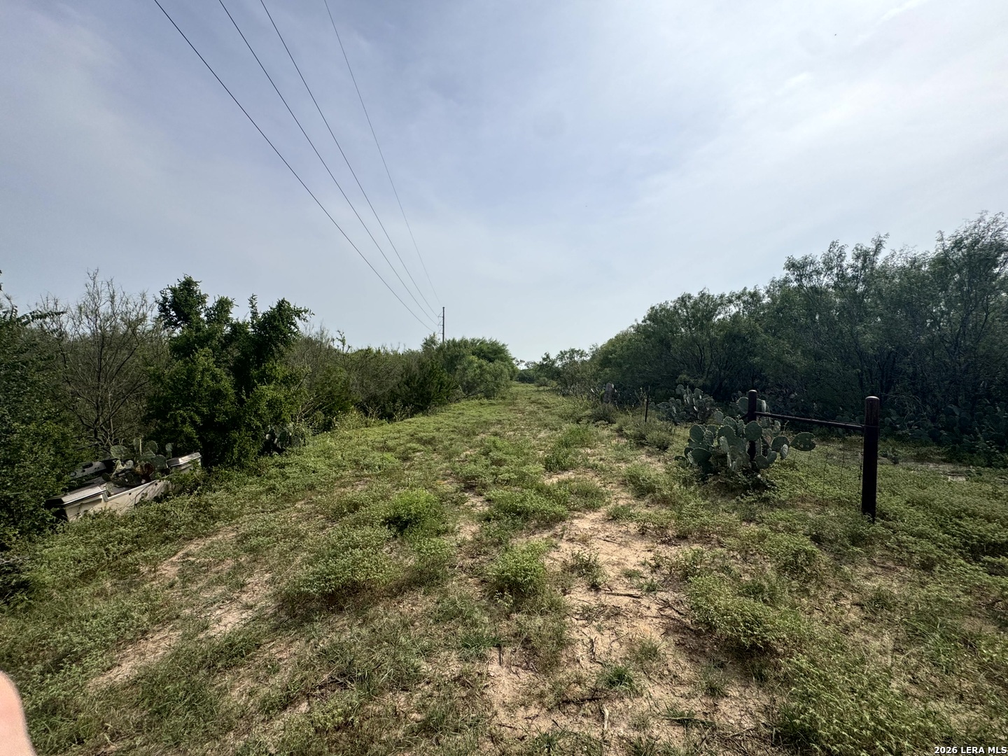 599 COUNTY ROAD 7611, Devine, TX 78016