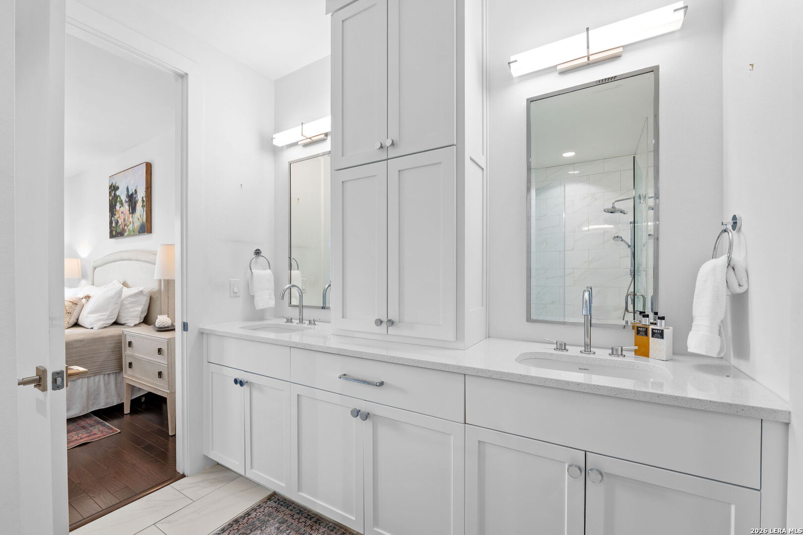 318 W Grayson, #203, San Antonio, TX 78212