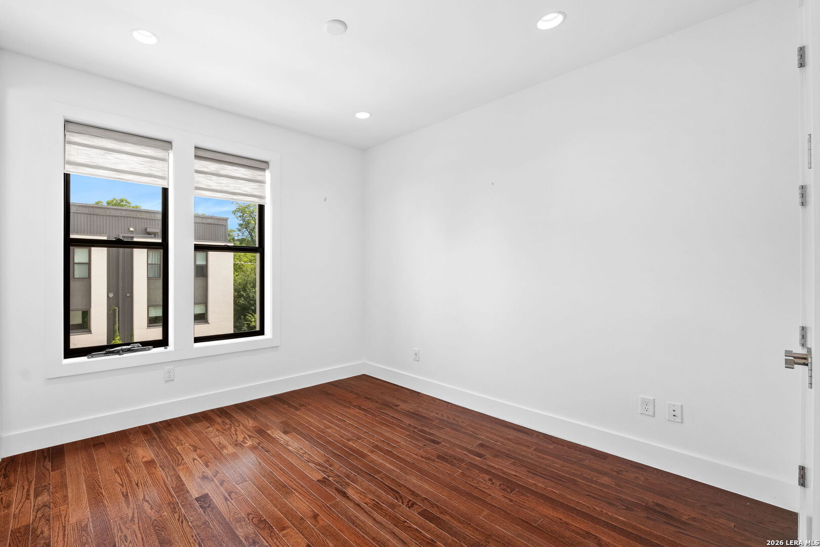 318 W Grayson, #203, San Antonio, TX 78212