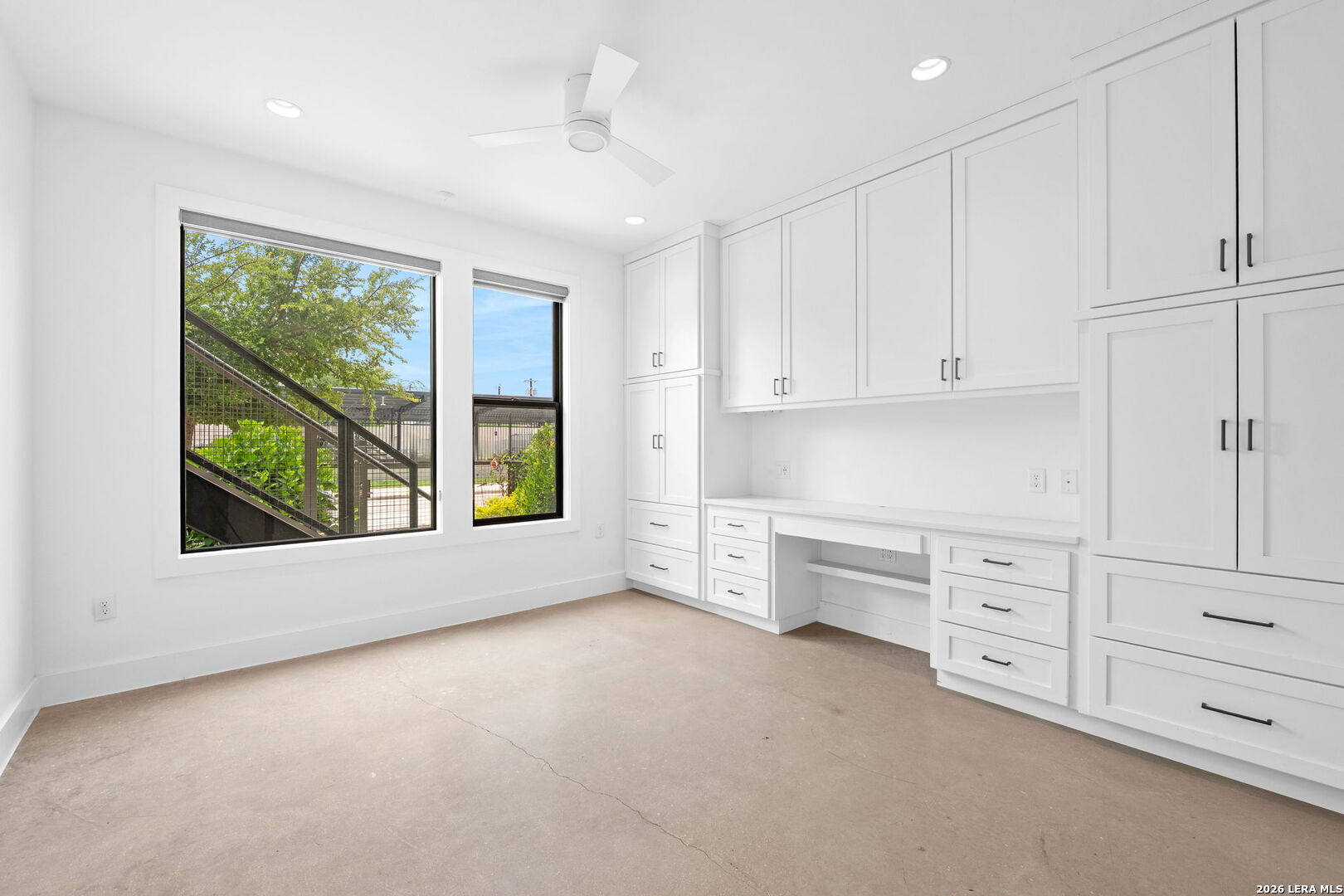 318 W Grayson, #203, San Antonio, TX 78212