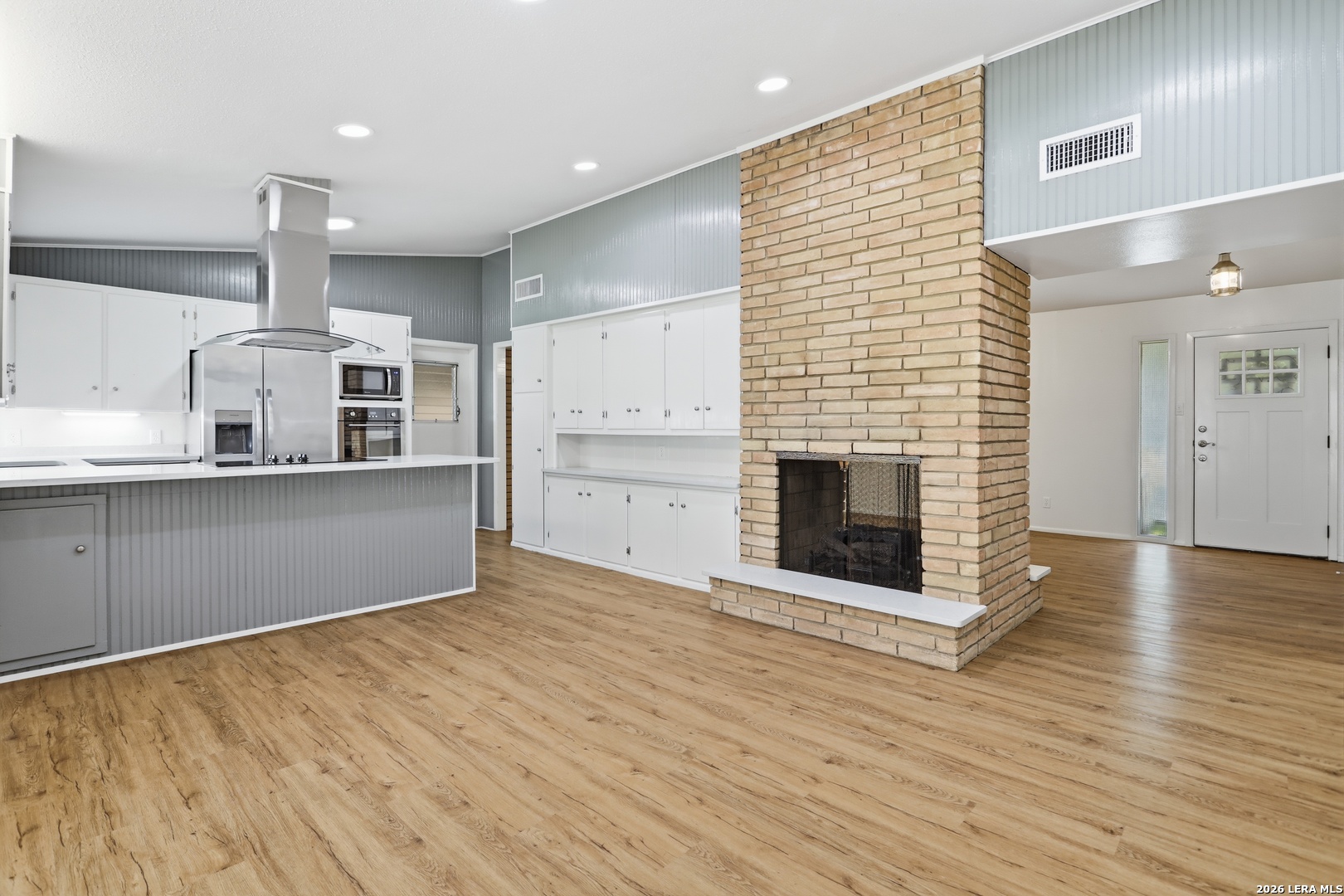 633 LOCKENER AVE, New Braunfels, TX 78130