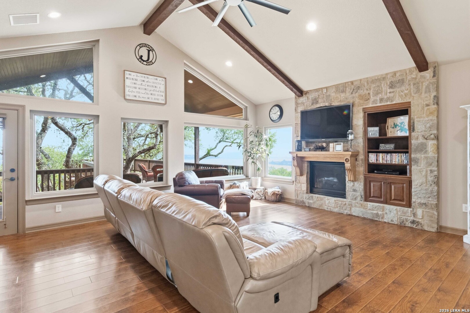 785 Lake Forest, Canyon Lake, TX 78133
