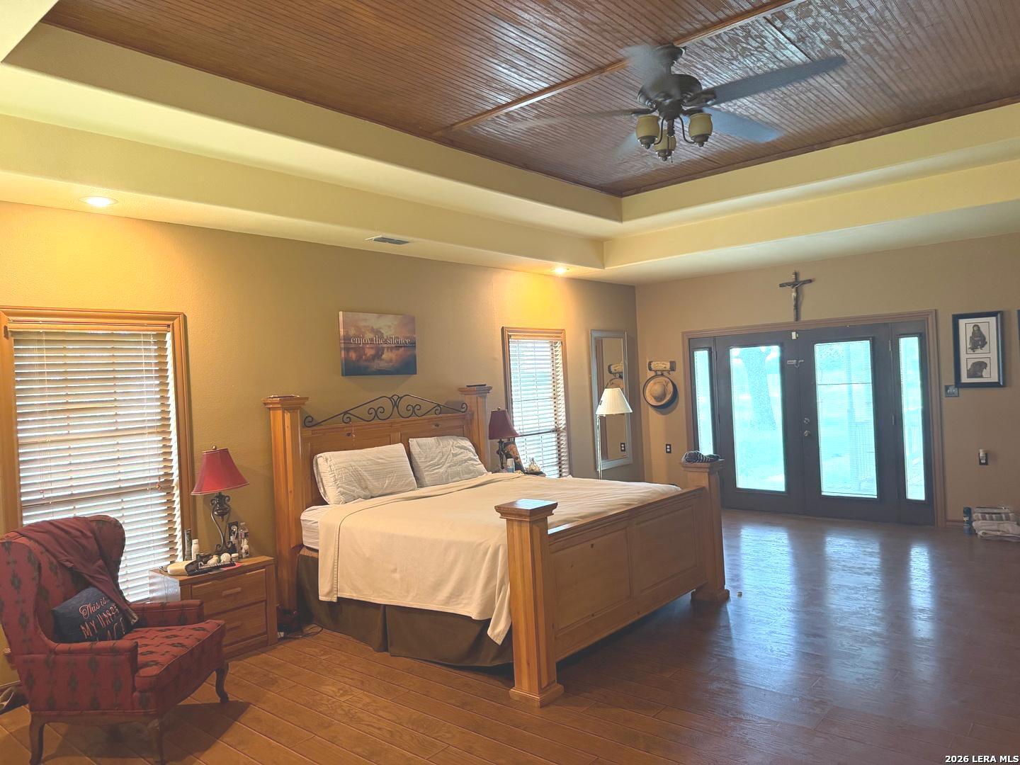 599 COUNTY ROAD 7611, Devine, TX 78016