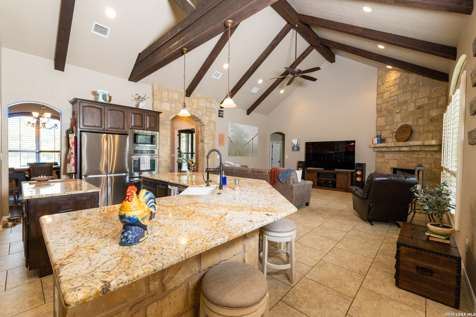 105 Elk Run, La Vernia, TX 78121