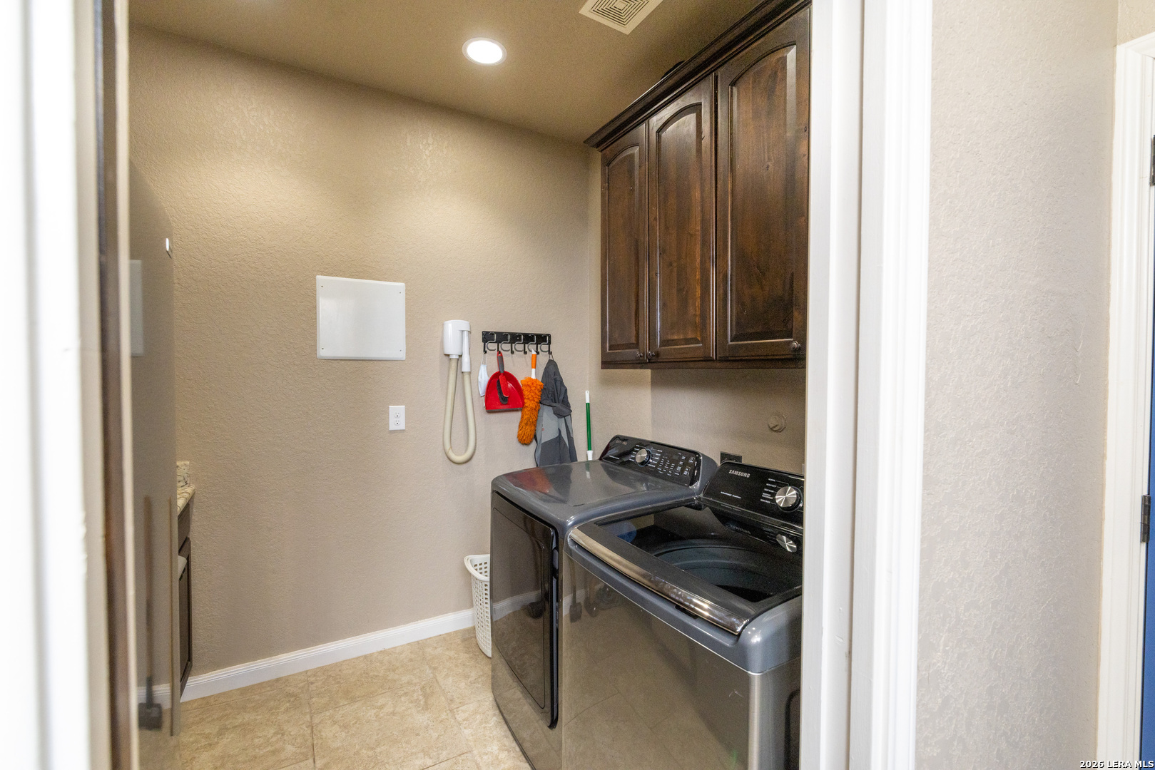 105 Elk Run, La Vernia, TX 78121