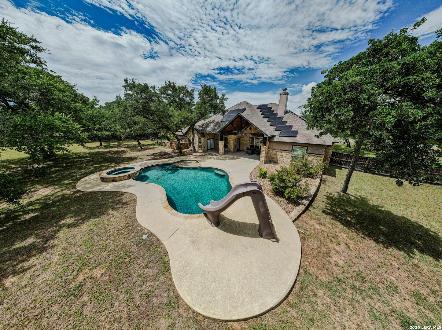 105 Elk Run, La Vernia, TX 78121