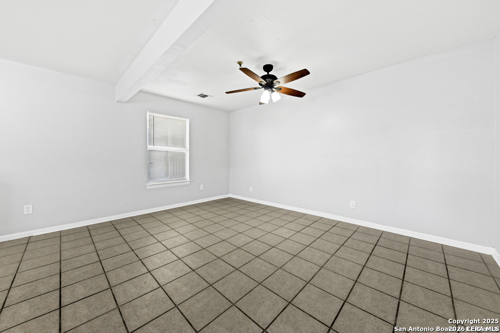 6735 BROTHERS LN, San Antonio, TX 78239