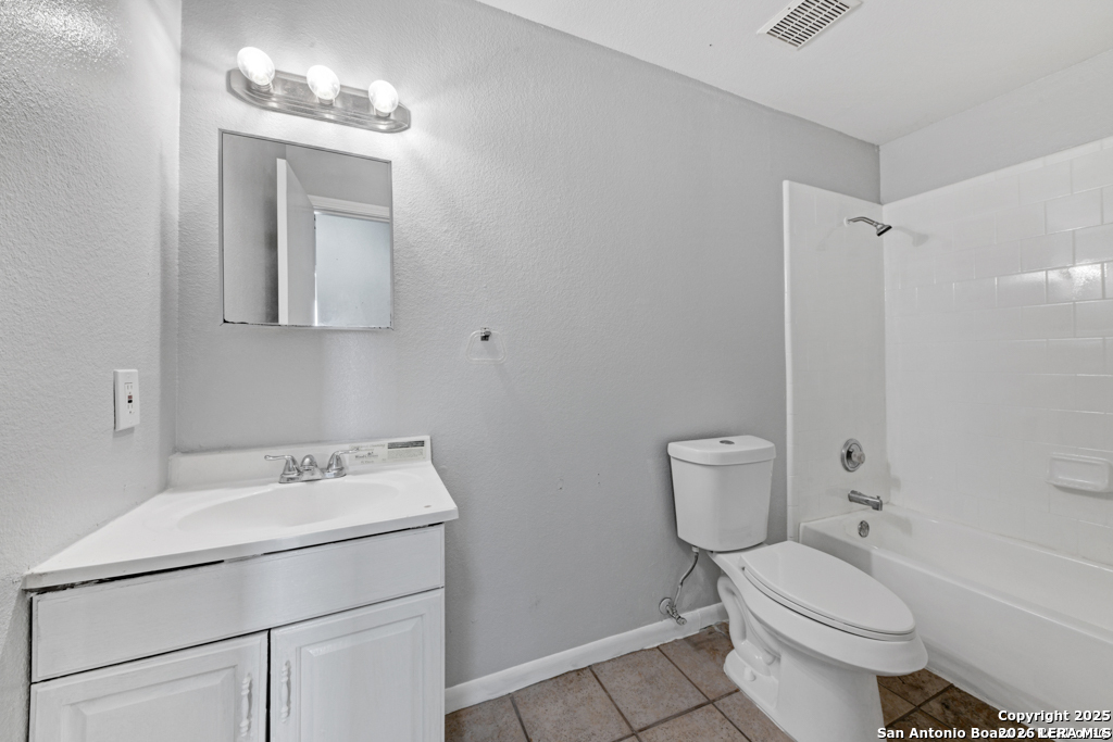6735 BROTHERS LN, San Antonio, TX 78239