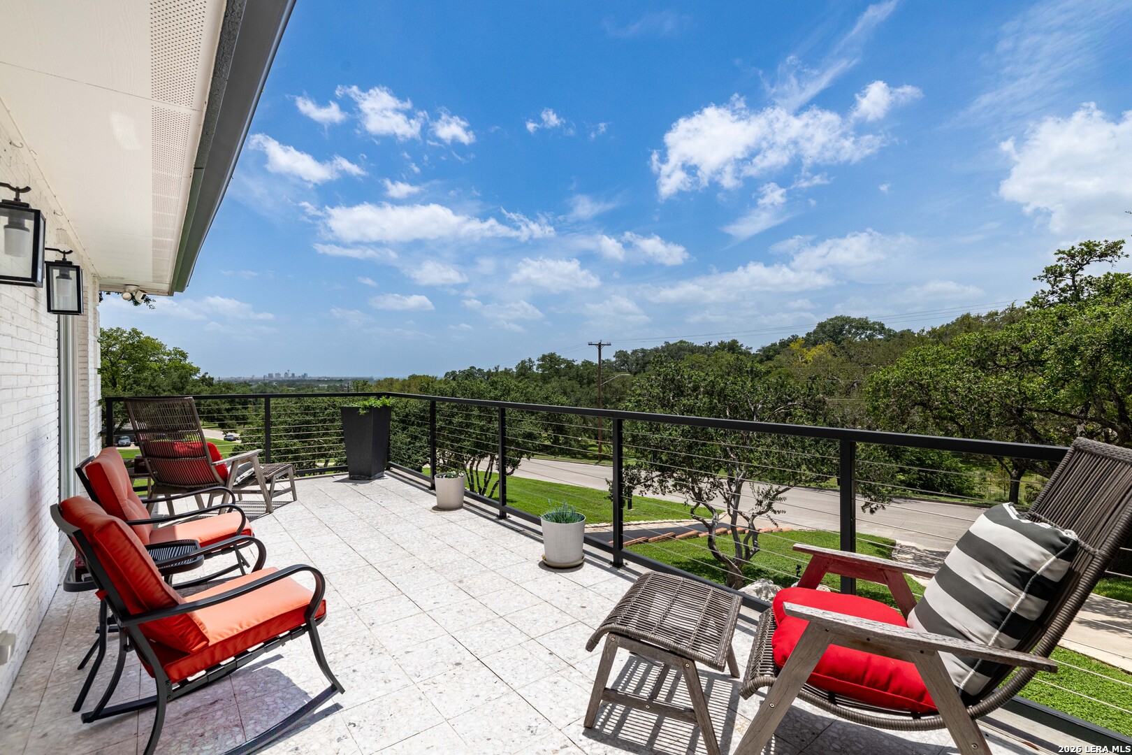 2nd image of 311 E Woodlake Dr, San Antonio, TX 78229 | MLS# 2003633