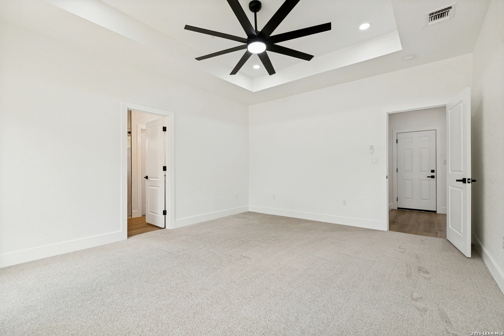 716 County Road 6847, Lytle, TX 78052