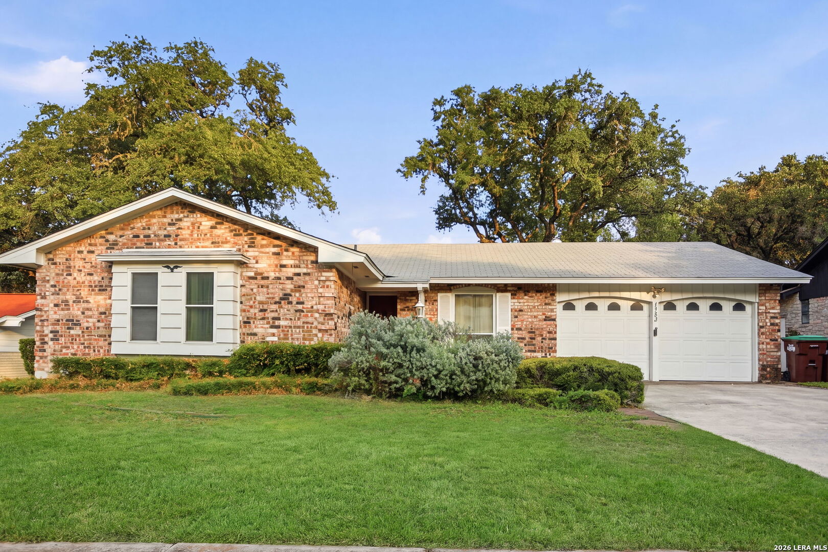 6902 Forest Grove