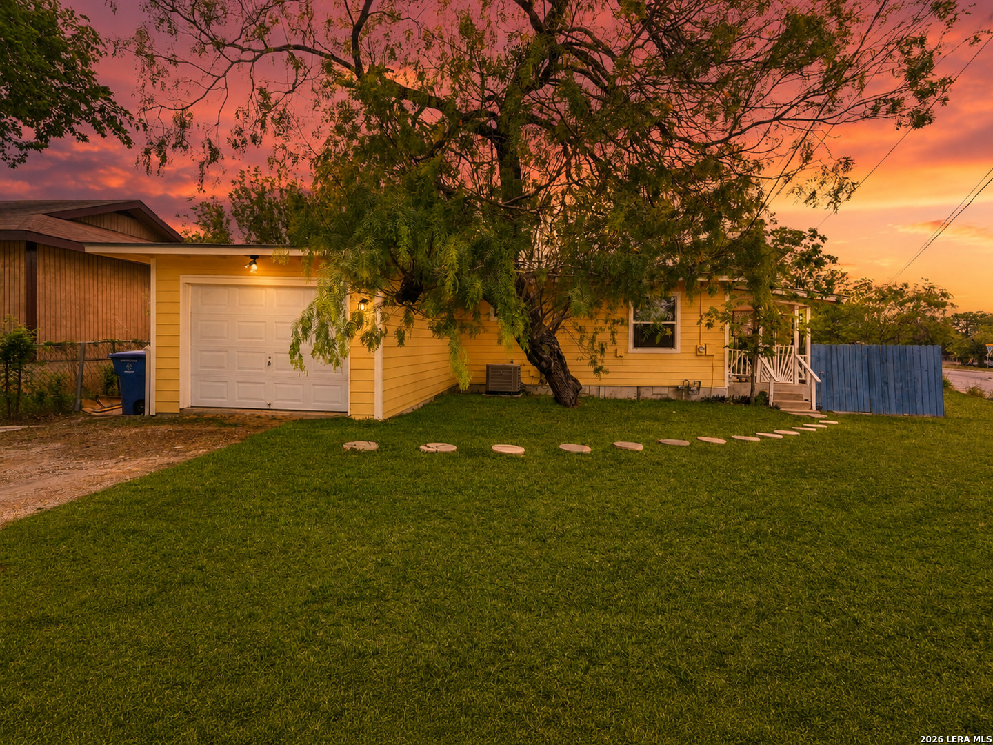 12702 Middle Lane Listing Cover Image