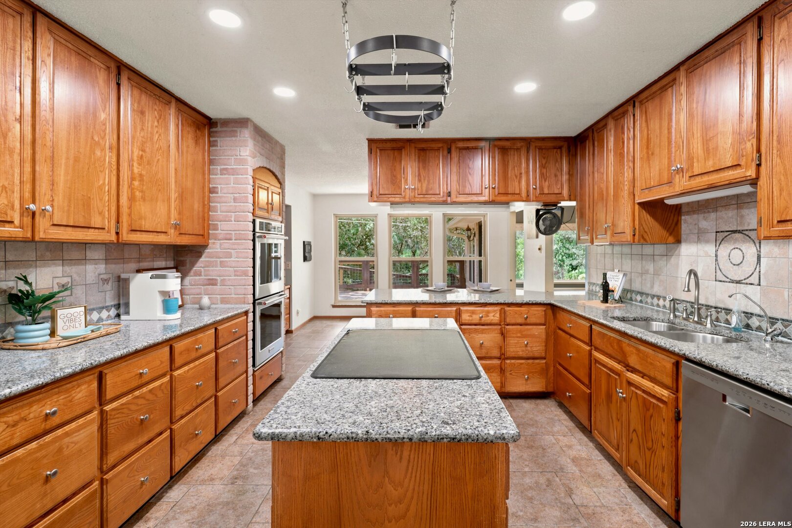 2306 Park Creek, San Antonio, TX 78259