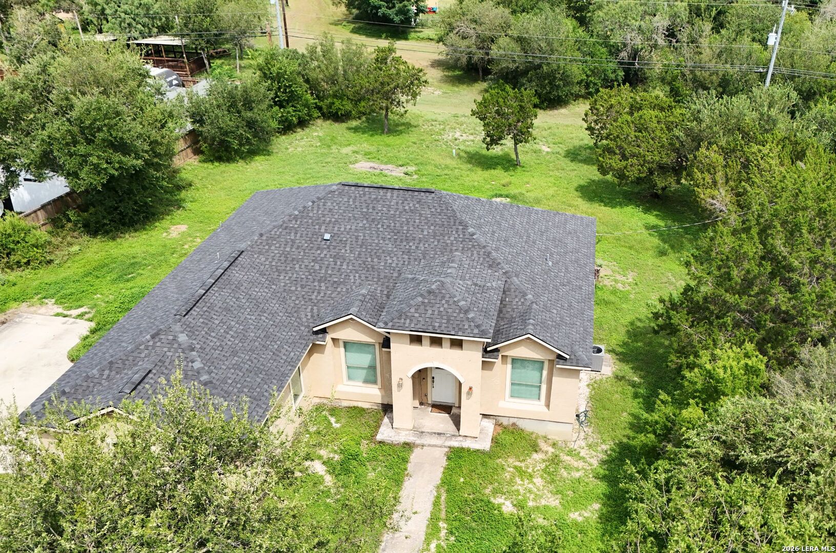 15003 Peoples Dr Listing Cover Image