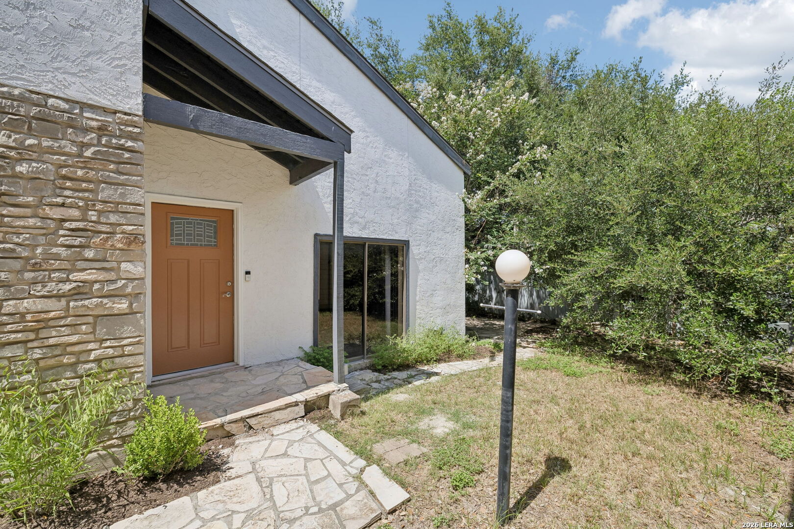 11810 Button Willow Cv