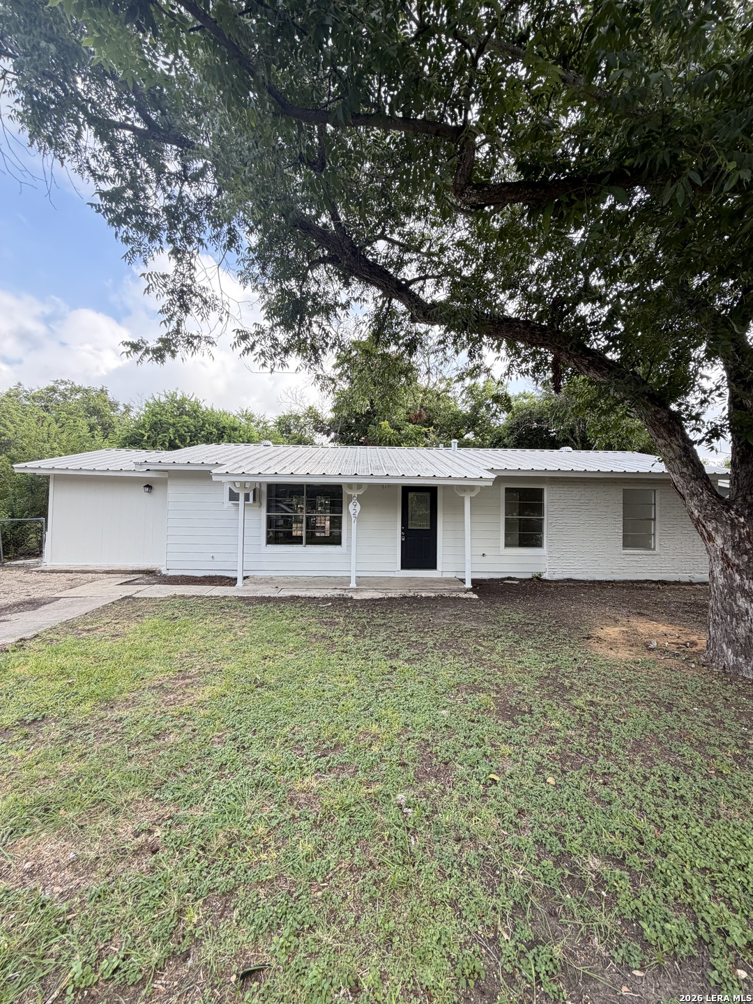 6927 Biscayne Listing Cover Image