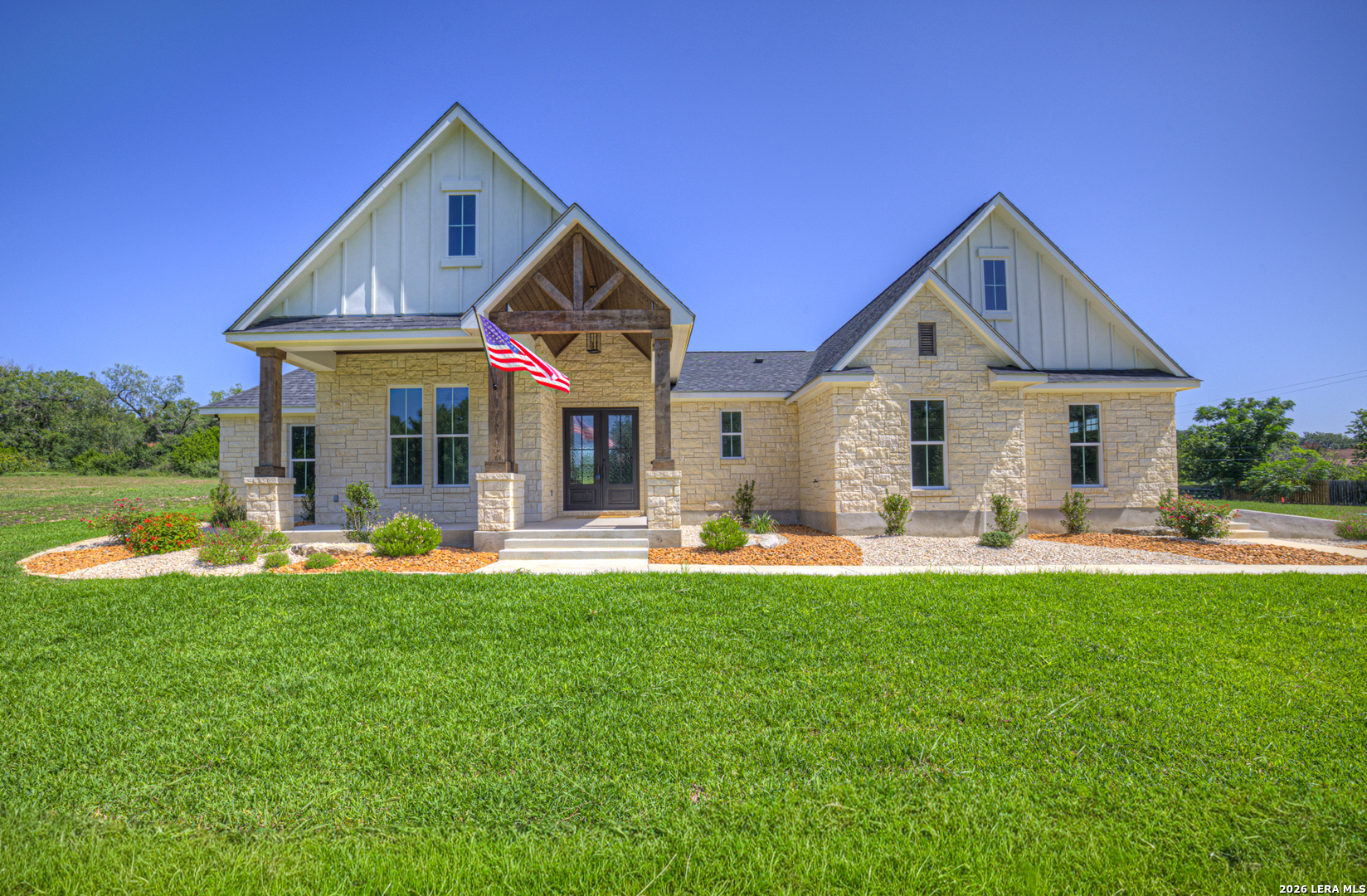 110 Lake Village Rd Listing Cover Image