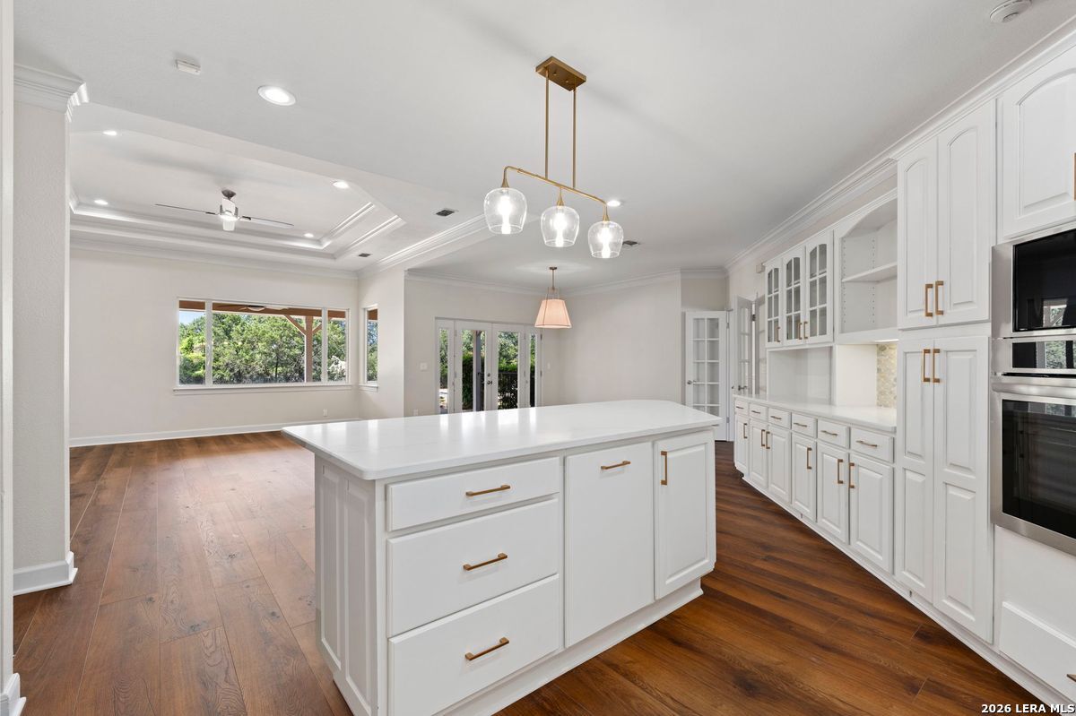 Island Kitchen