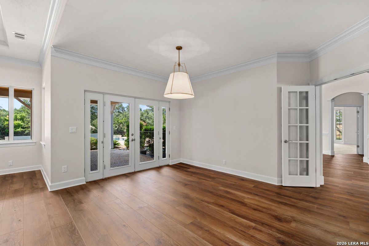 5 REMINGTON CIR, San Antonio, TX 78258