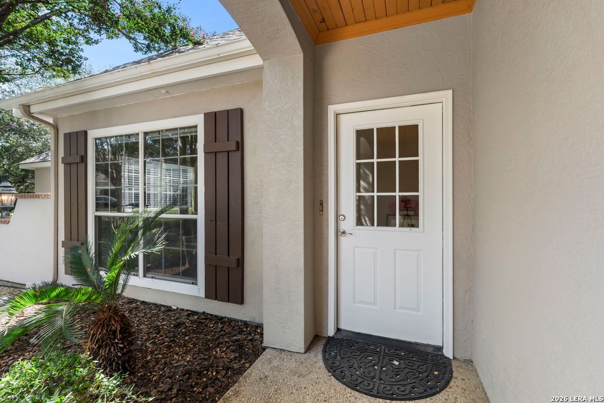 5 REMINGTON CIR, San Antonio, TX 78258