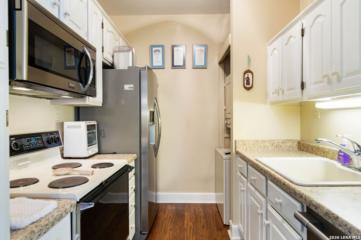 5 REMINGTON CIR, San Antonio, TX 78258