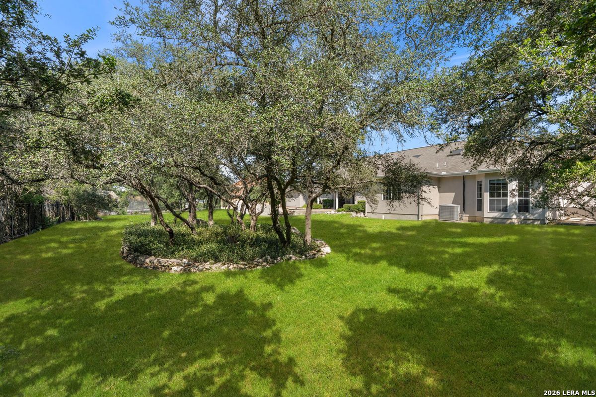 5 REMINGTON CIR, San Antonio, TX 78258
